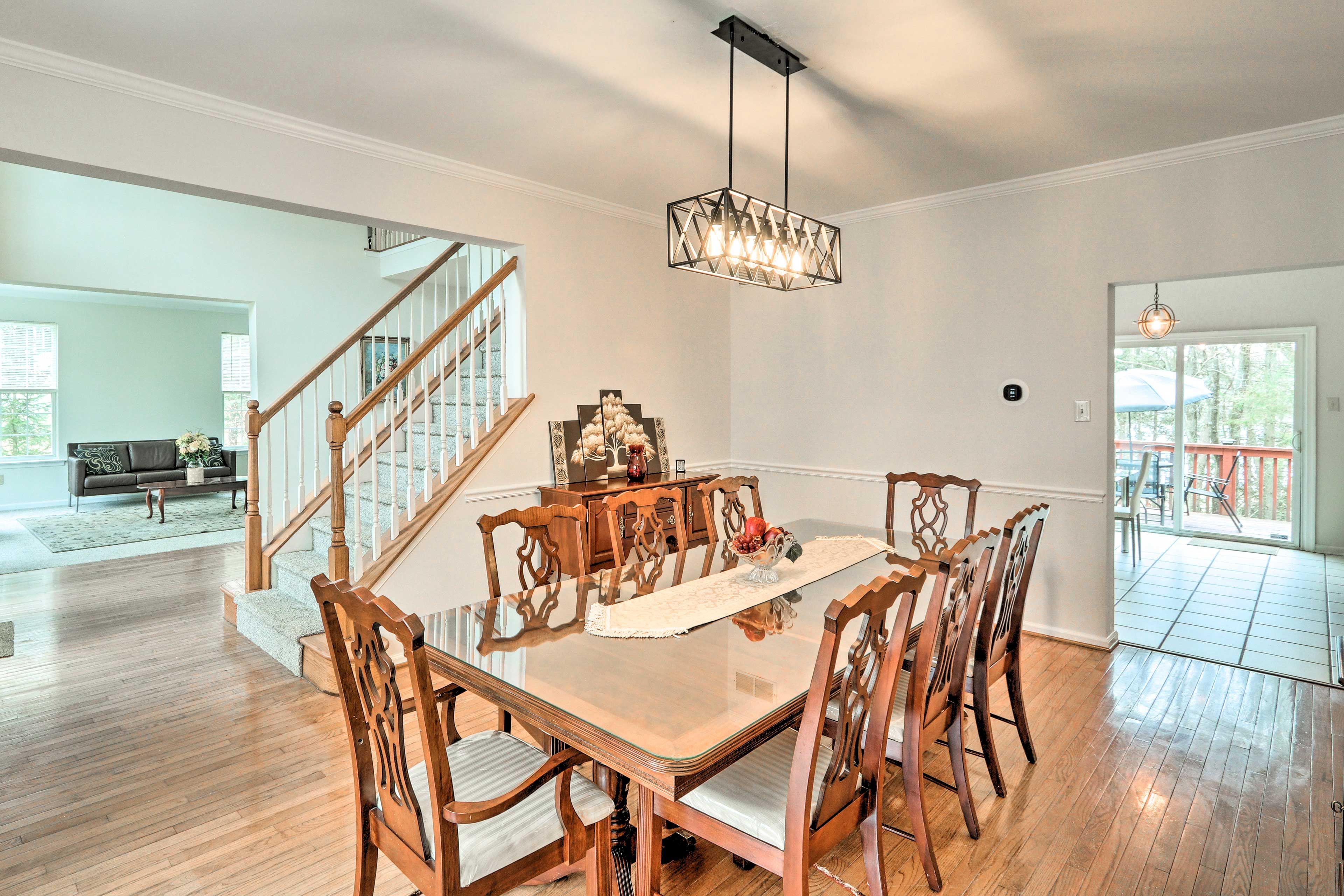 Host formal dinners in the dining room.