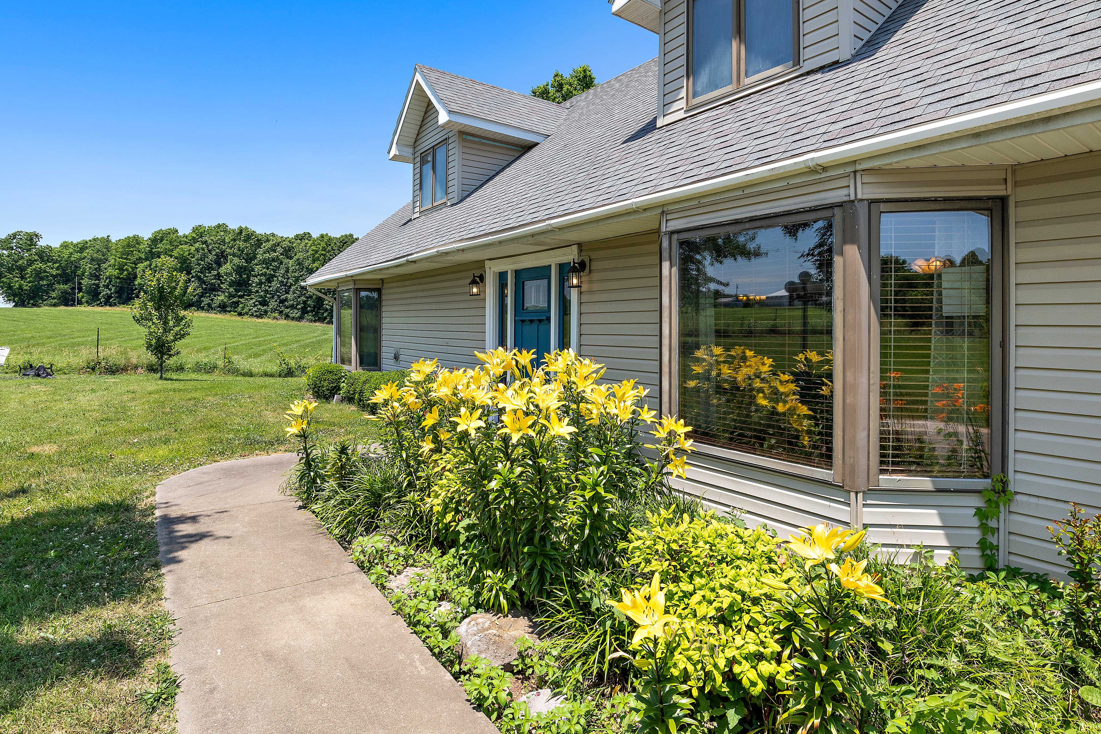 Exterior | Front Entry