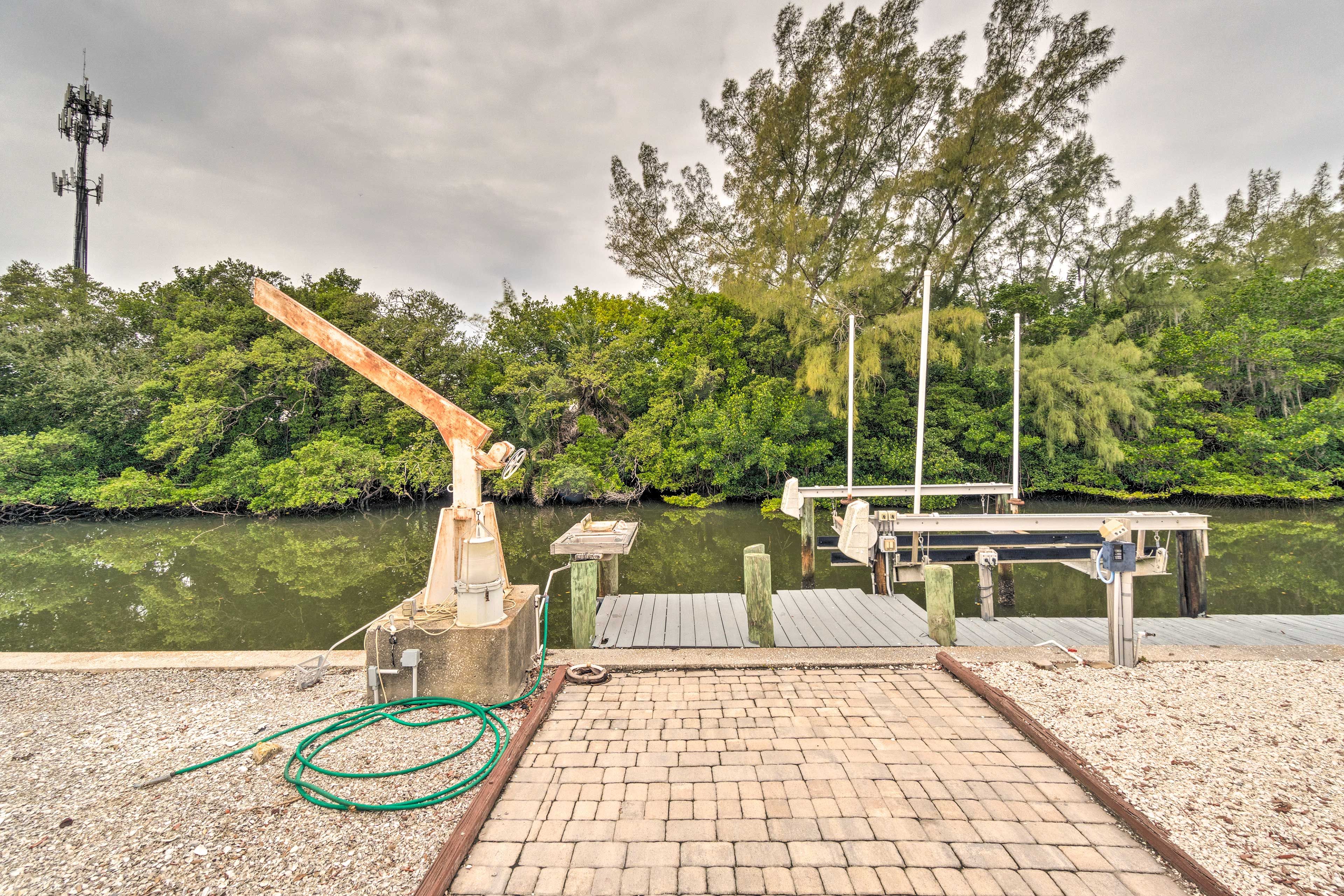 Dock