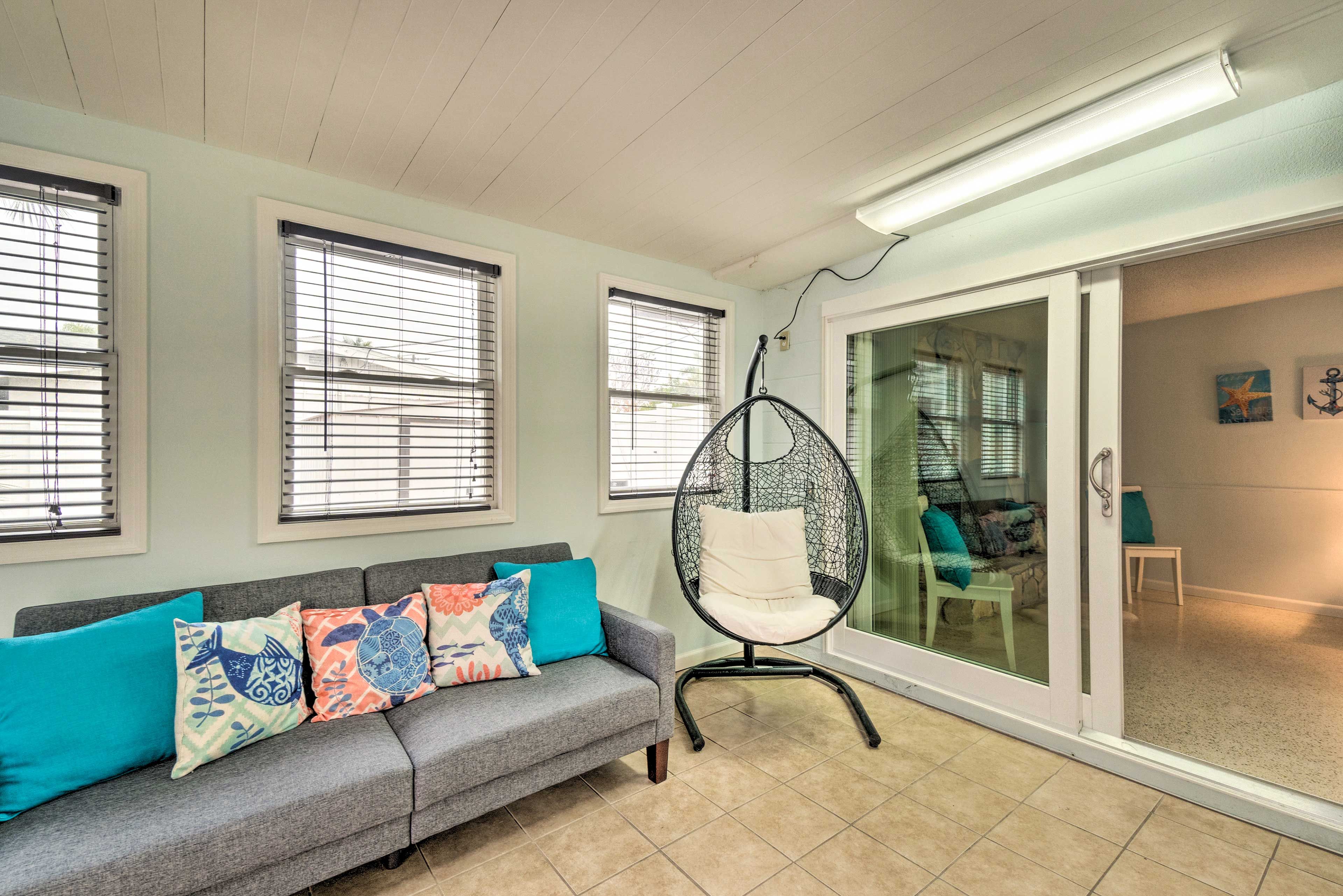 Sunroom | Futon