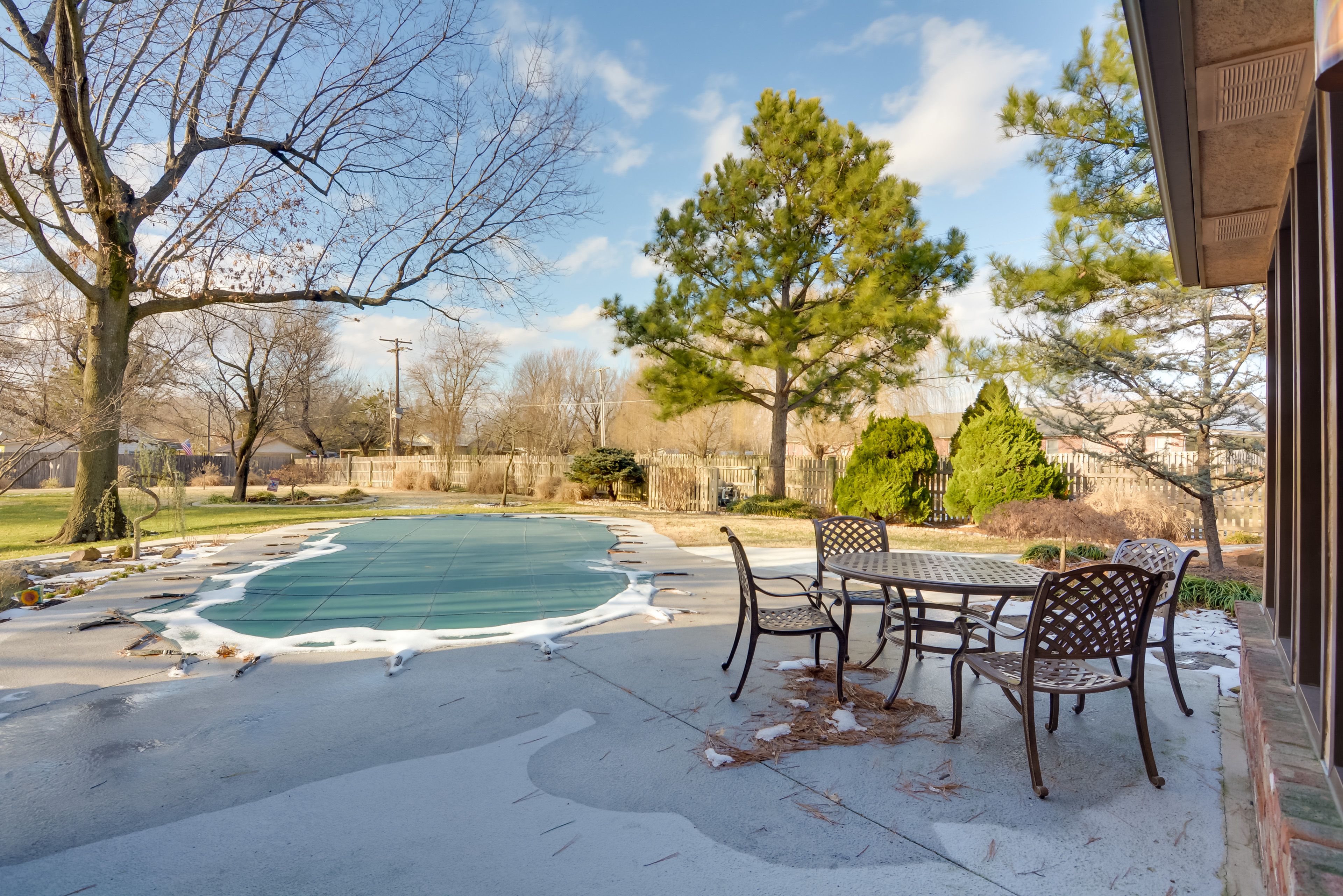 Private Outdoor Pool