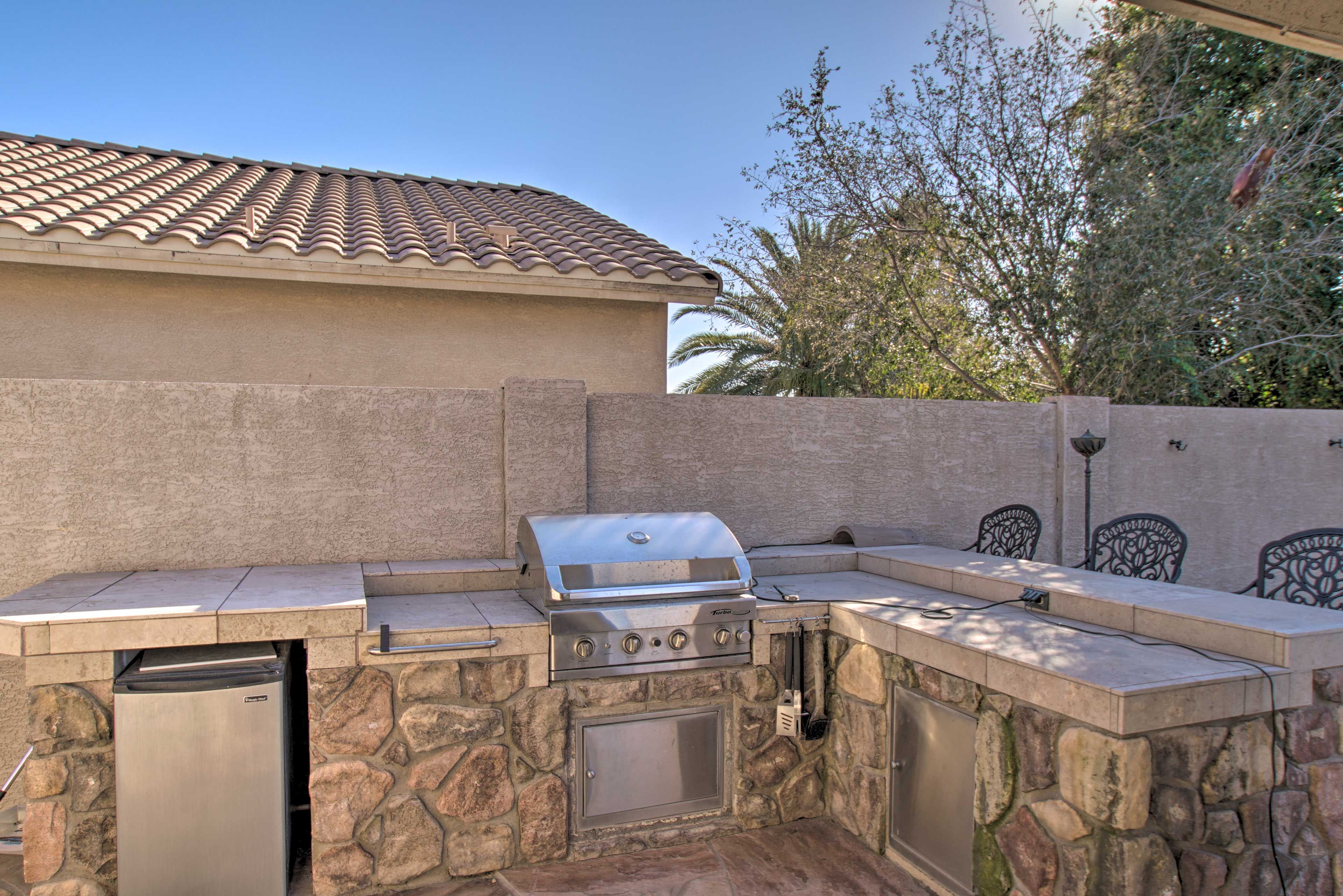 Harness your inner grill master at this prep station.