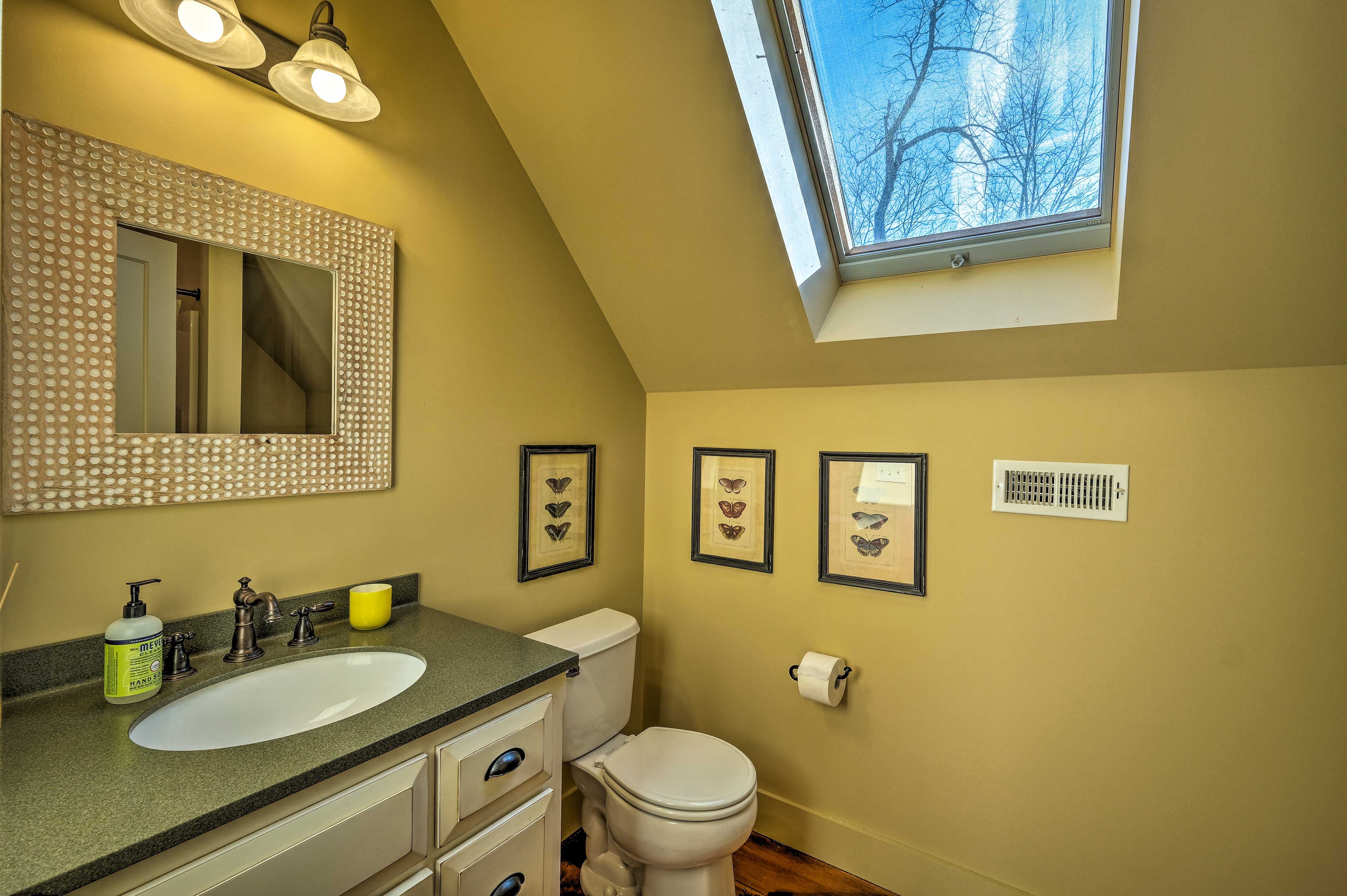 Bathroom | Towels Provided