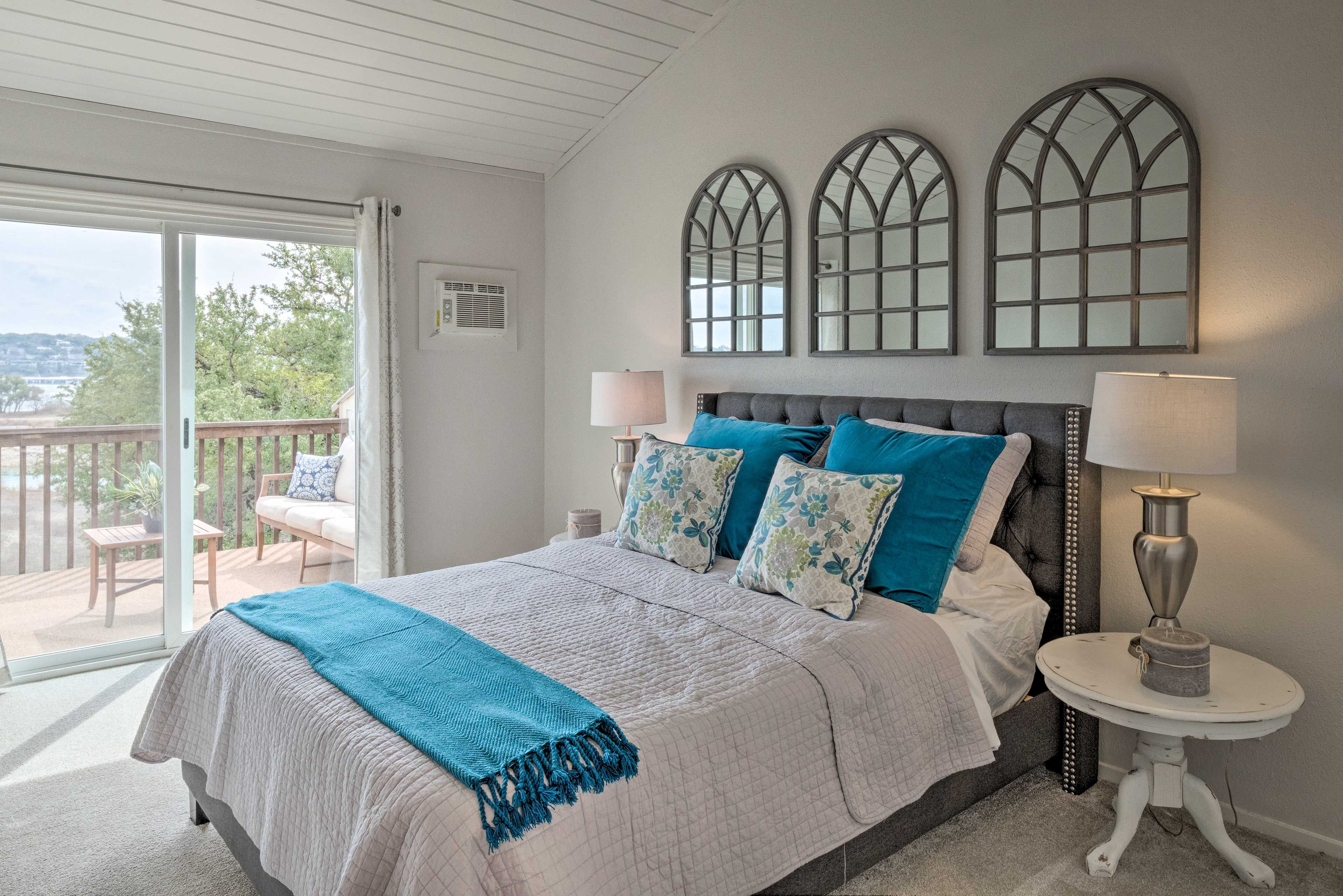 Bedroom 2 | Queen Bed | Smart TV | Balcony Access