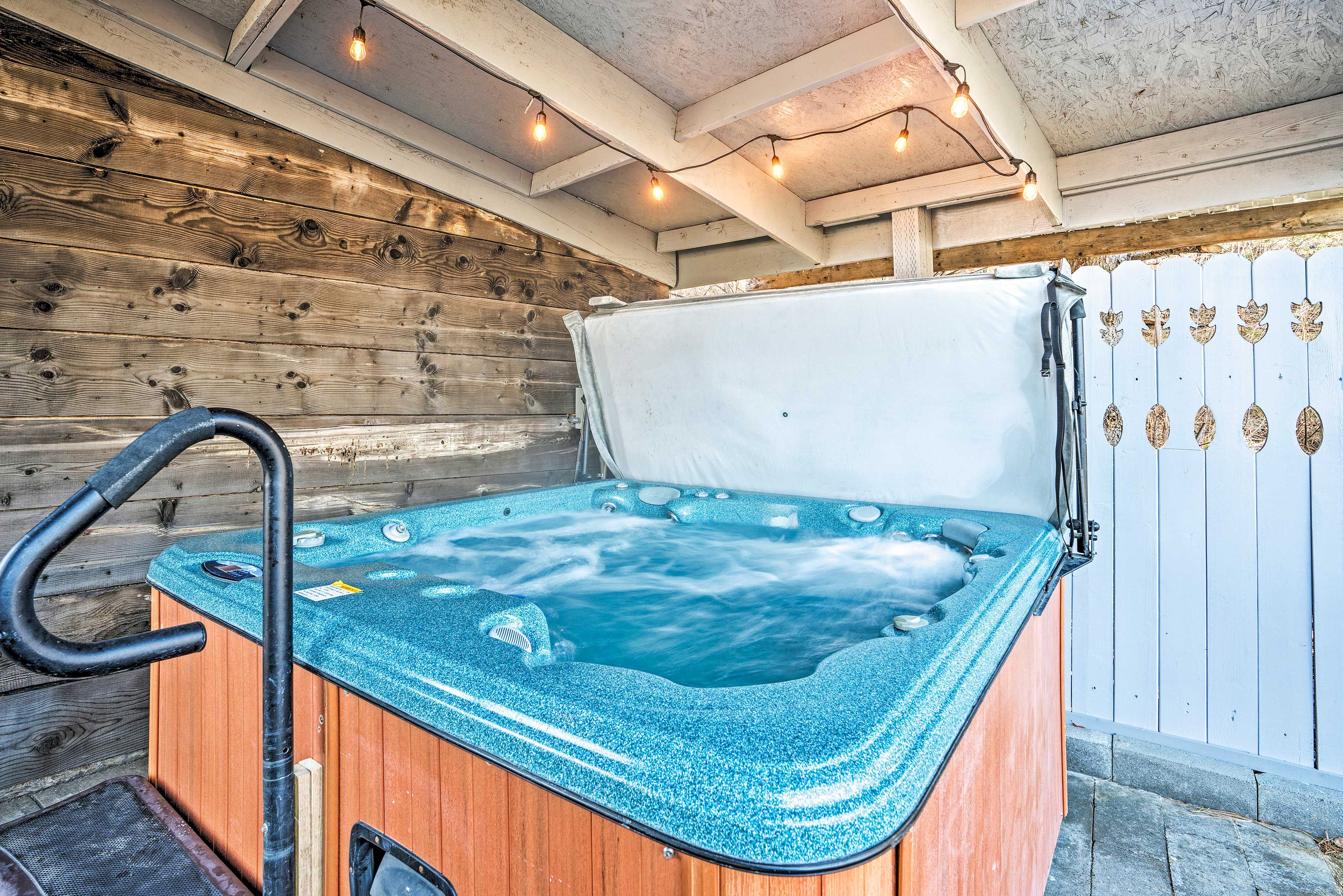 Private Hot Tub