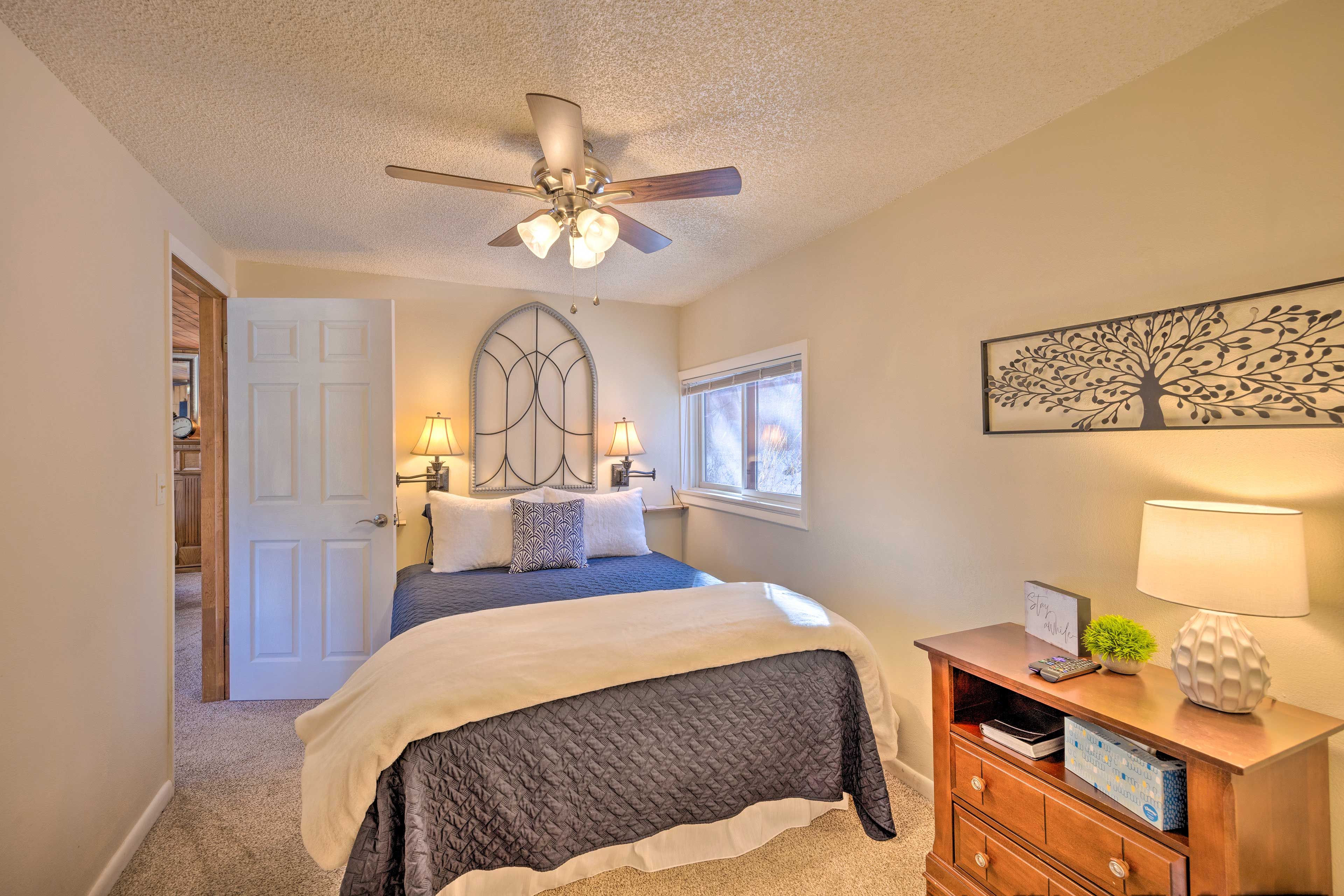 Bedroom 1 | Linens Provided