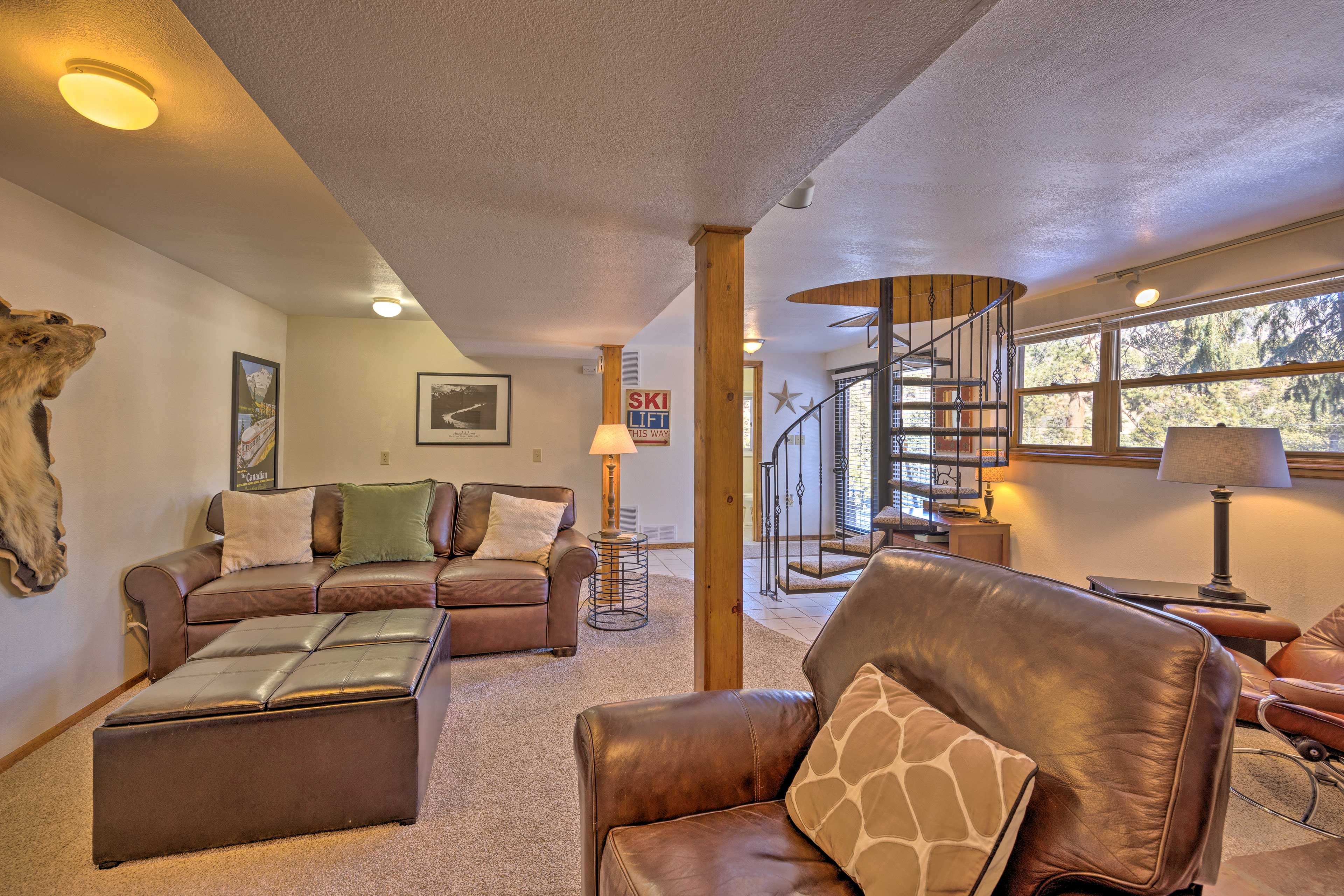 Living Room | Free WiFi