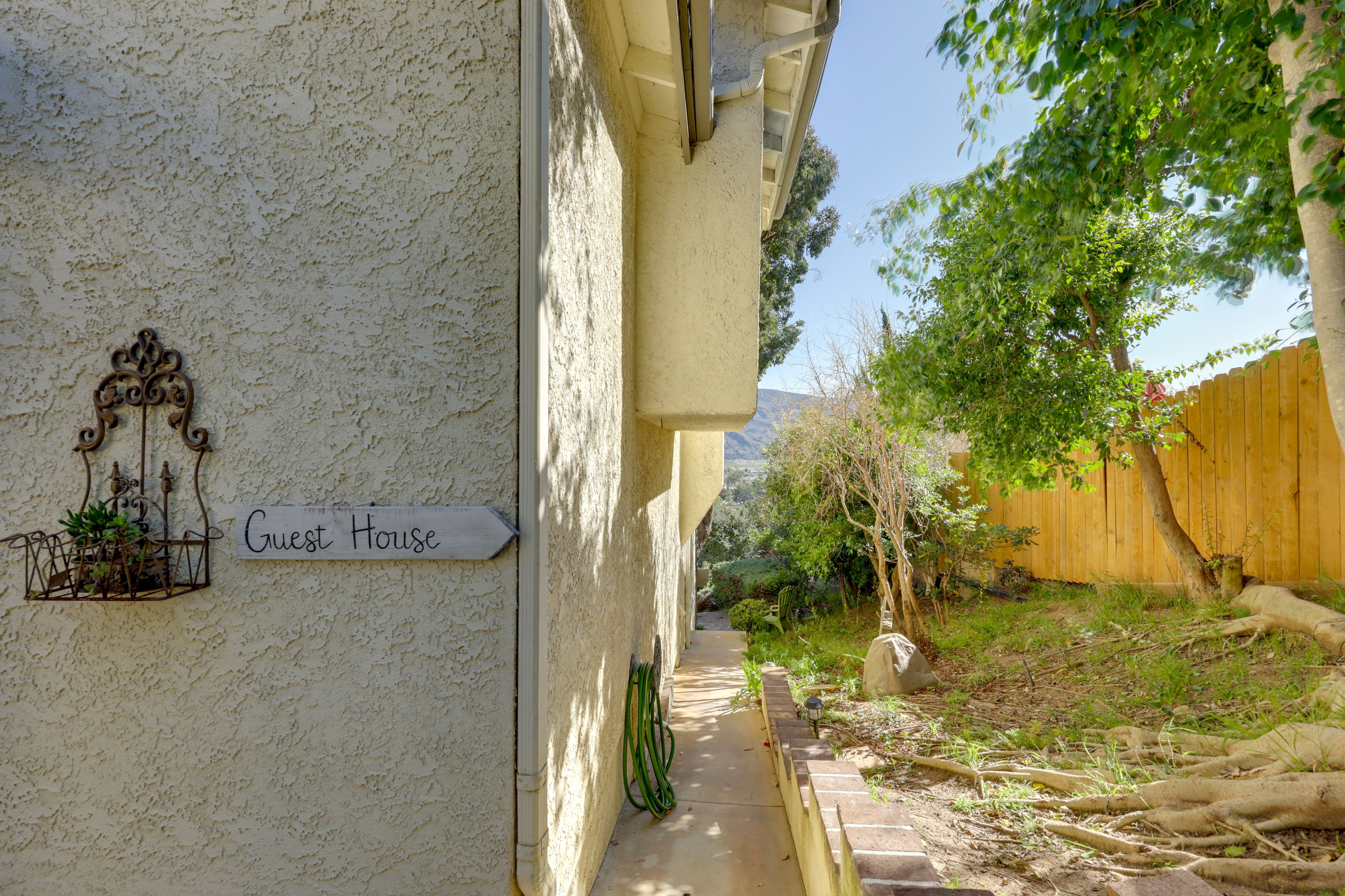 Unit Entry Path