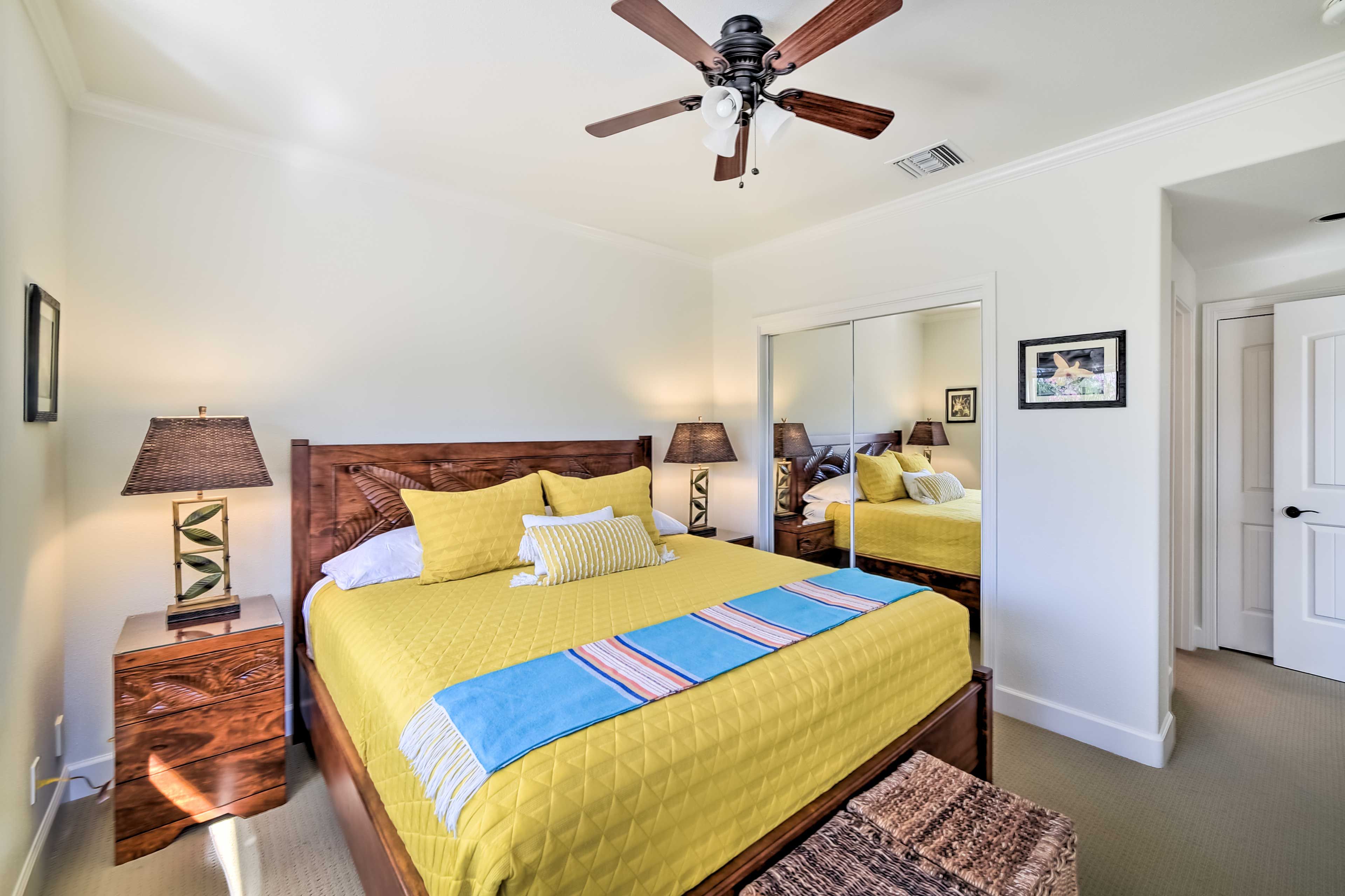 Bedroom 2 | King Bed | Smart TV
