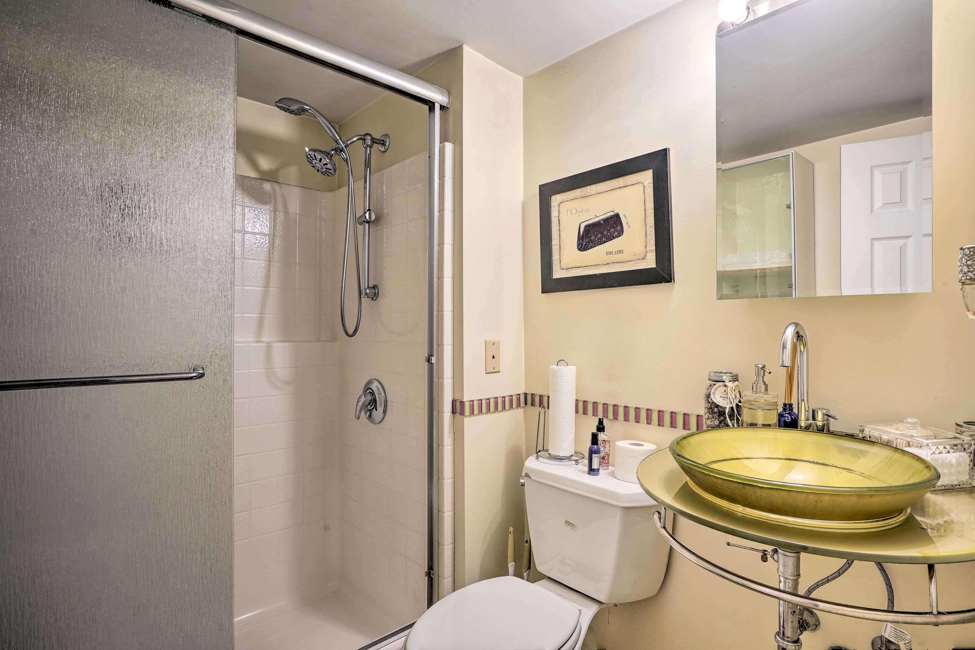 Bathroom | Towels Provided