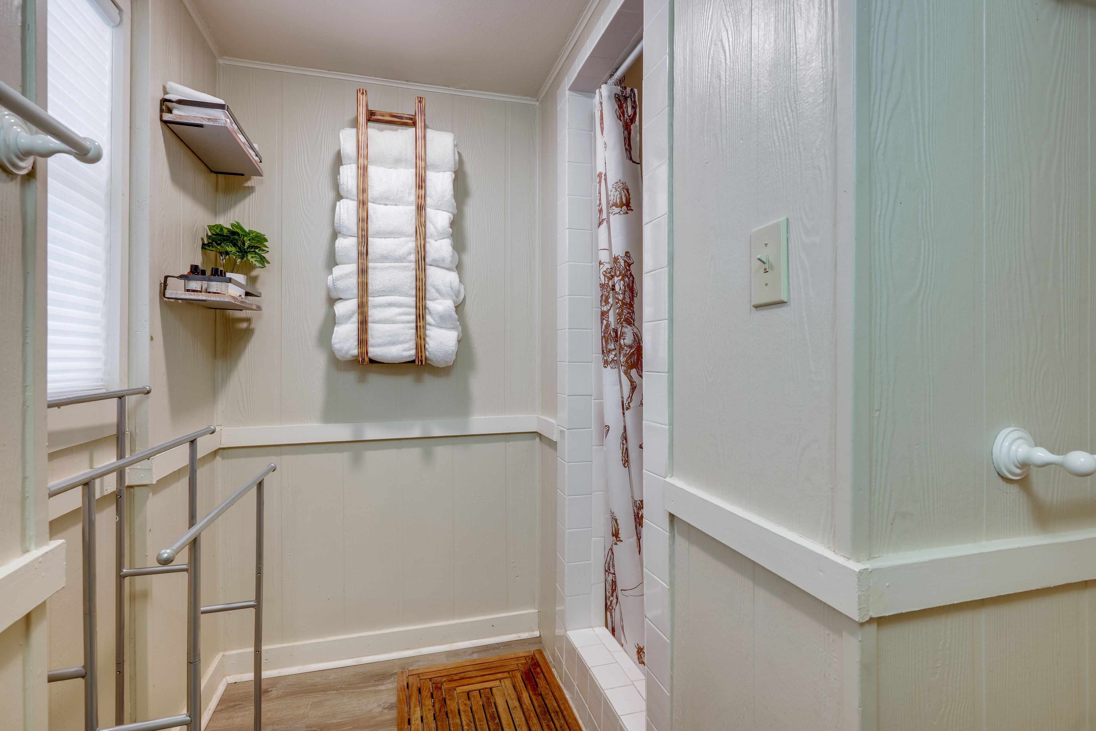 Full Bathroom | Basement