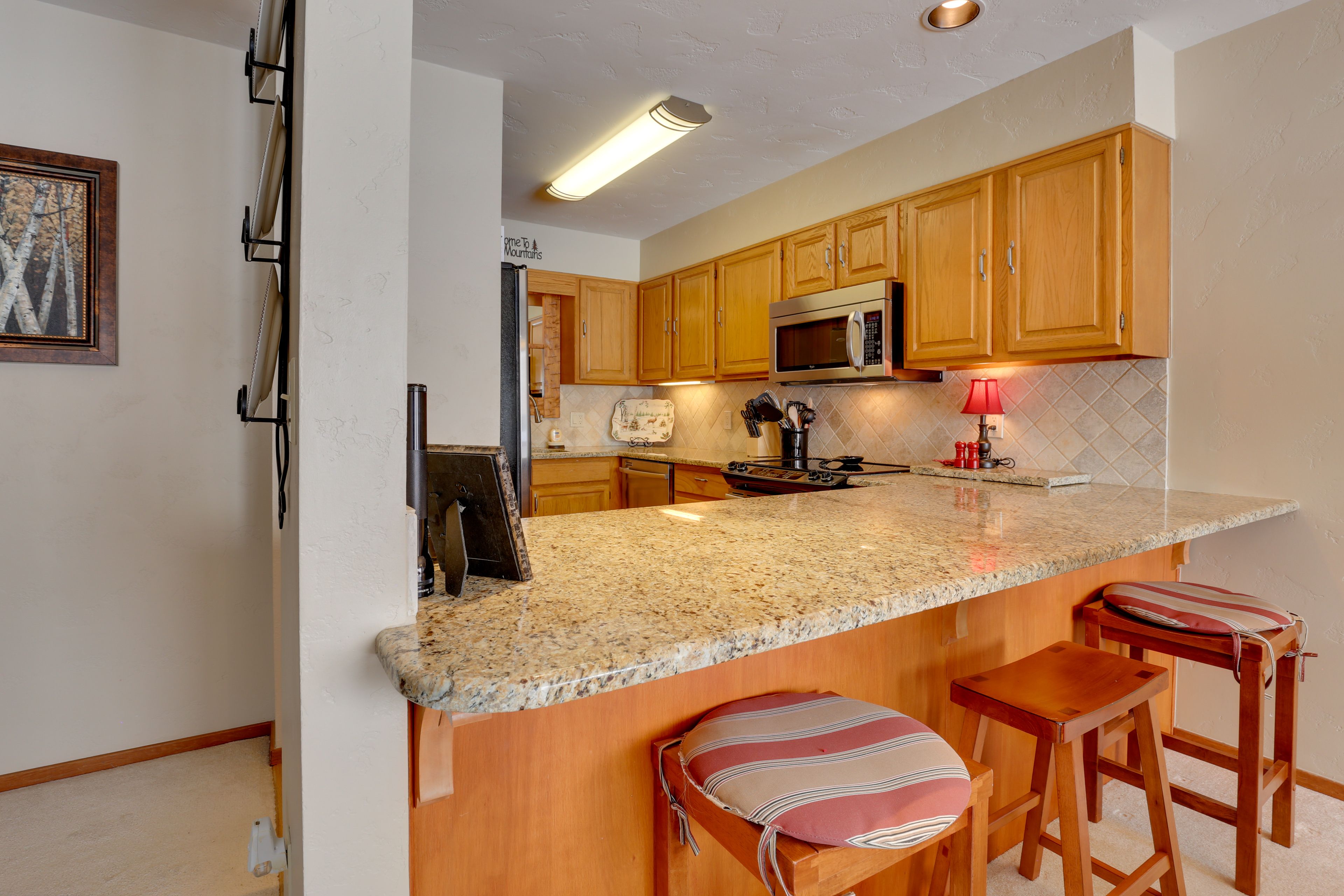 Kitchen | Cooking Basics | Main Level