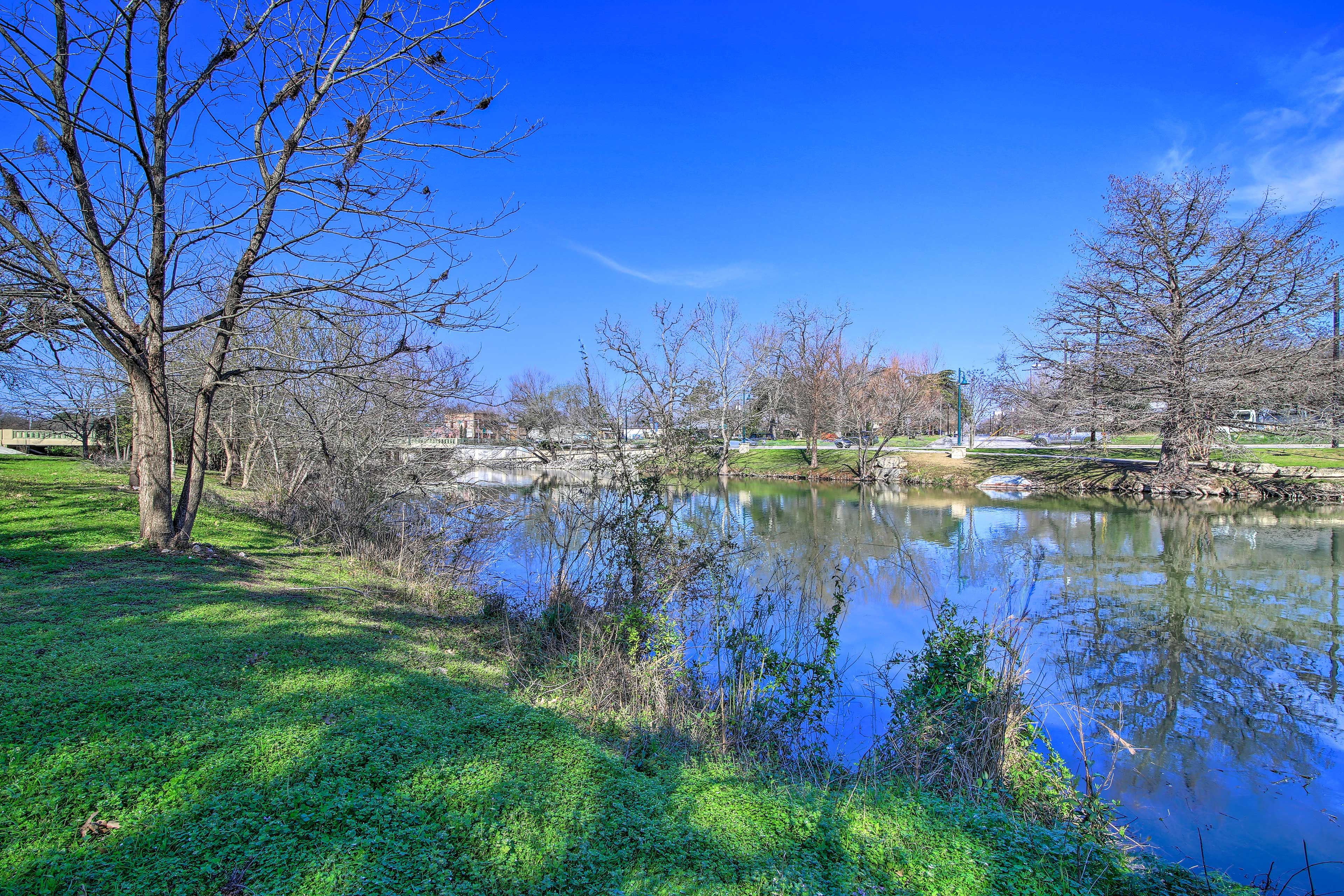 The river trail is located just on the other side.