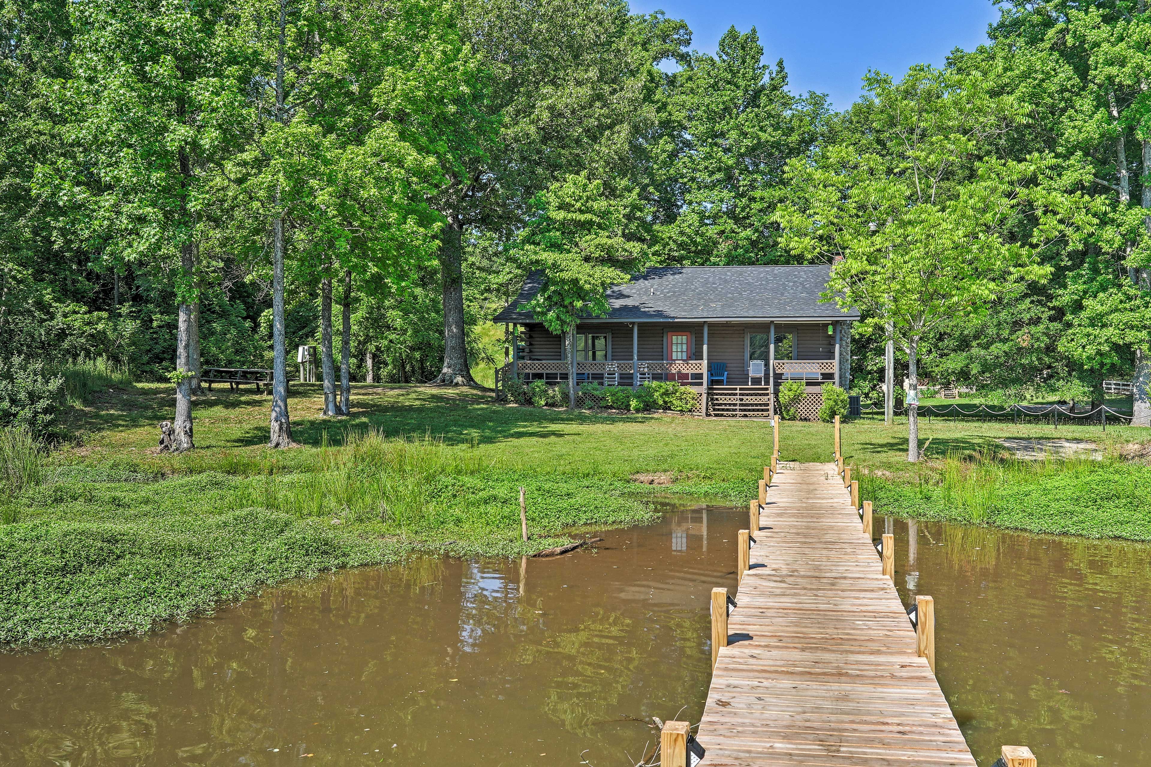 Tucked away in Waterloo, this 2-bed, 1.5-bath cabin features a boat slip.
