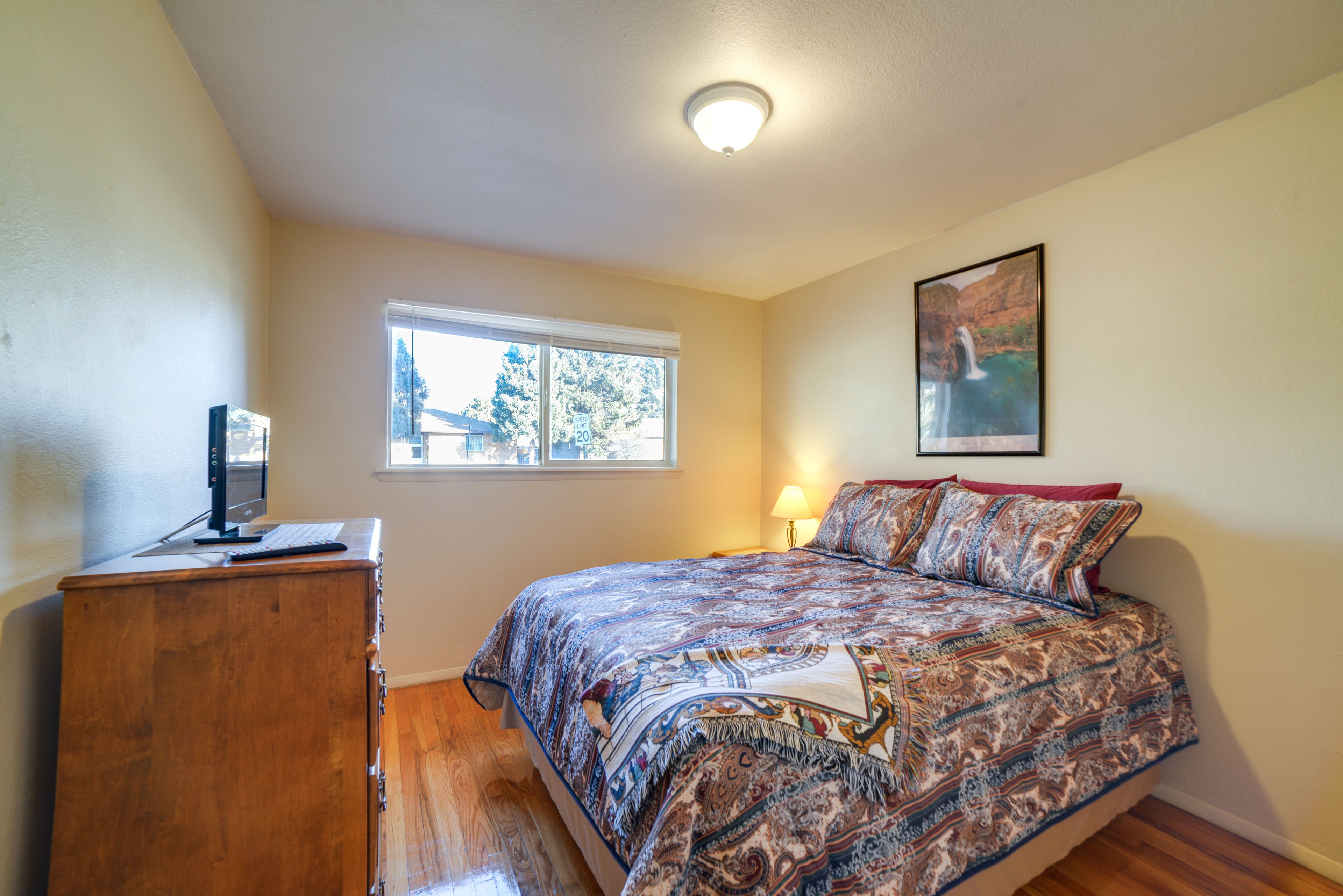 Bedroom 2 | Queen Bed | Linens Provided