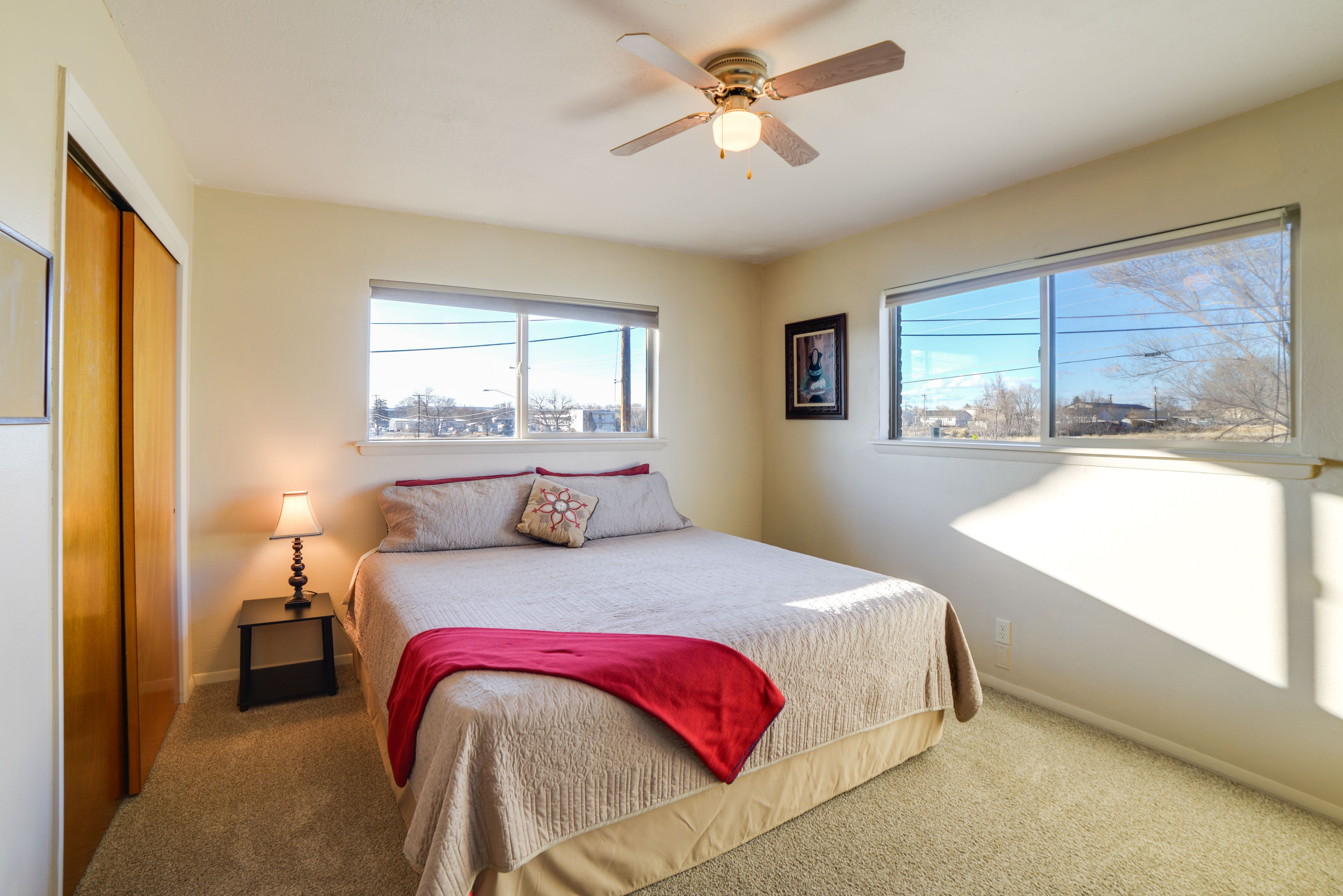 Bedroom 1 | King Bed