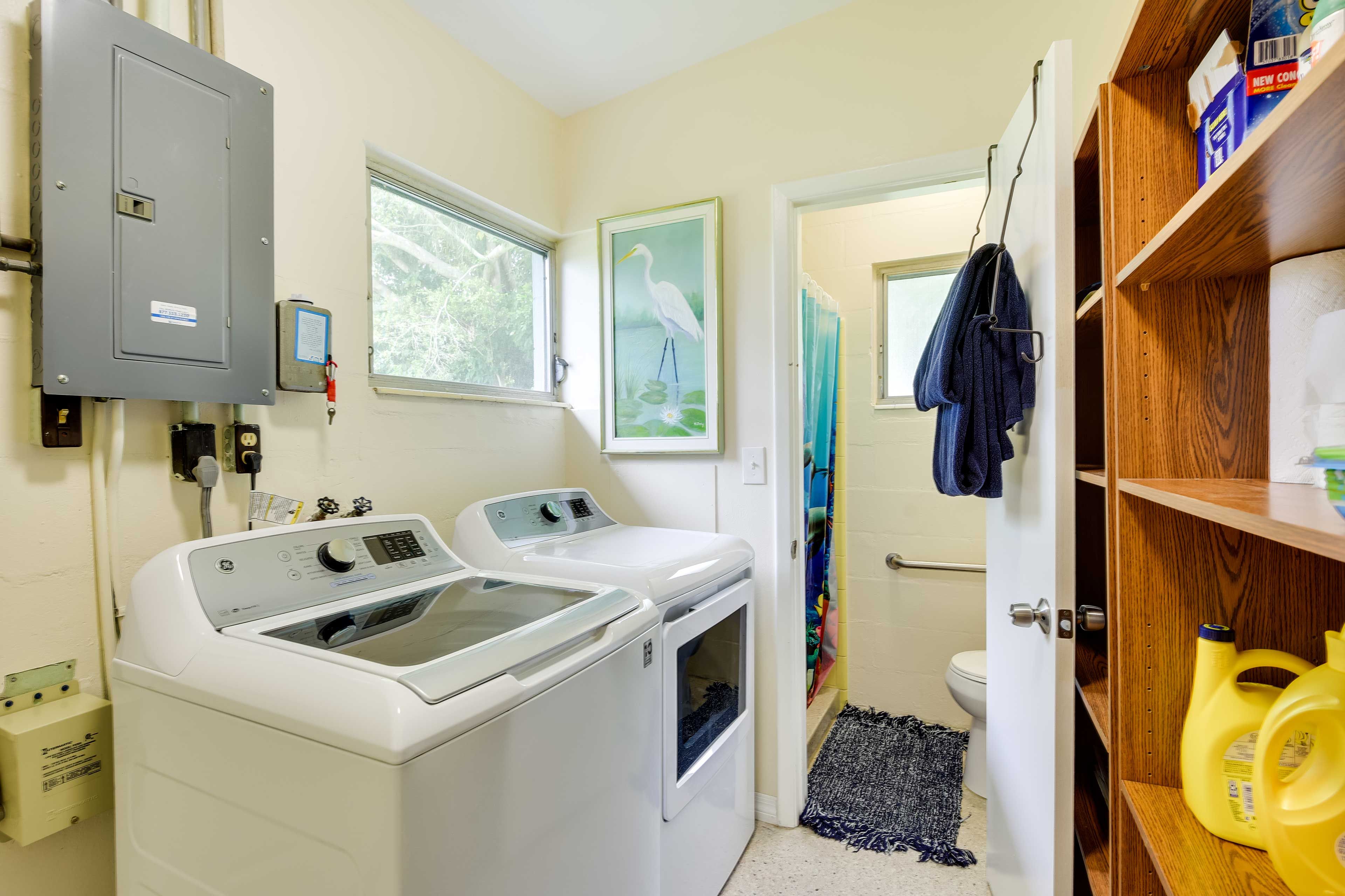 Washer & Dryer