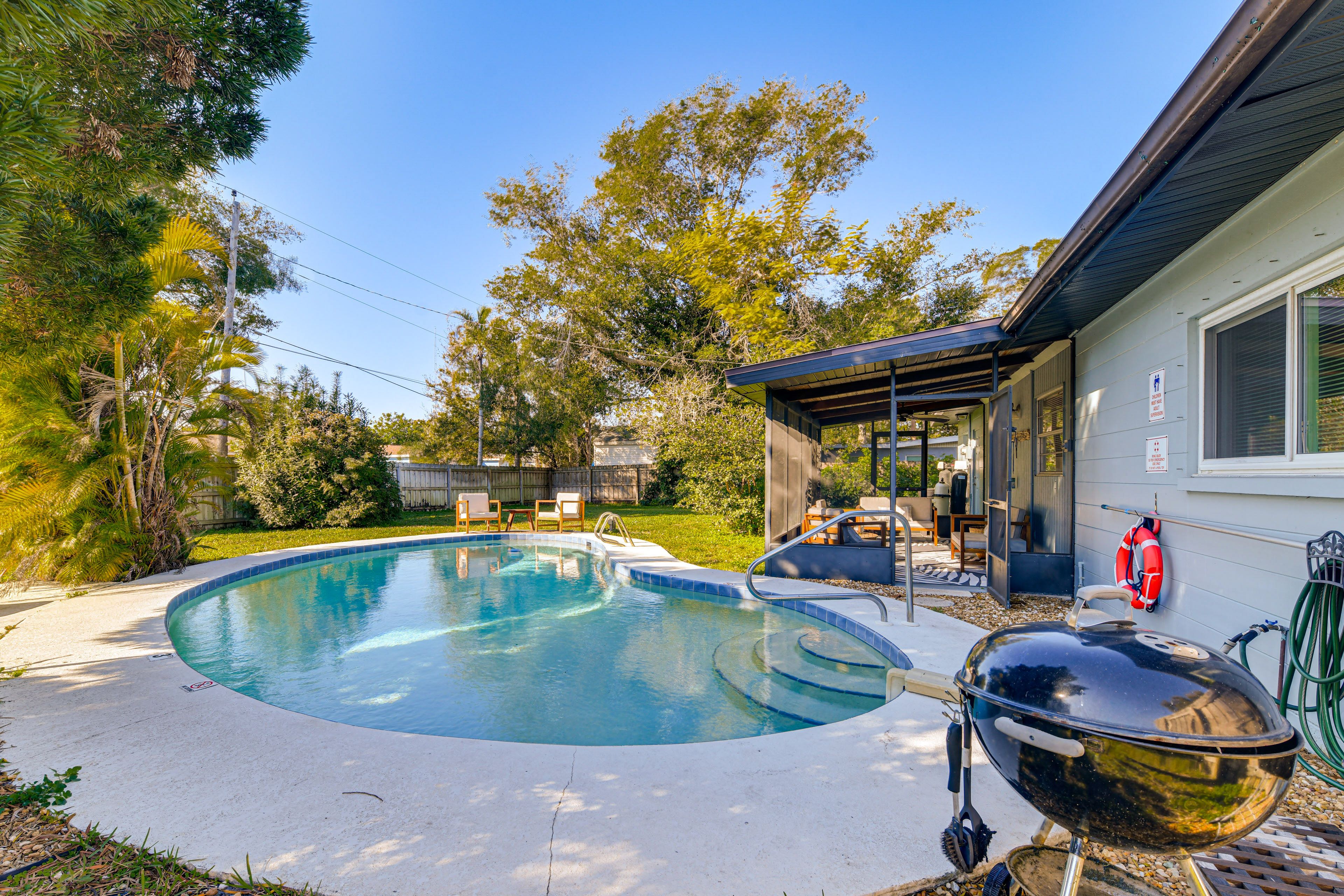 Bradenton Vacation Rental | 2BR | 2BA | 800 Sq Ft | Step-Free Access