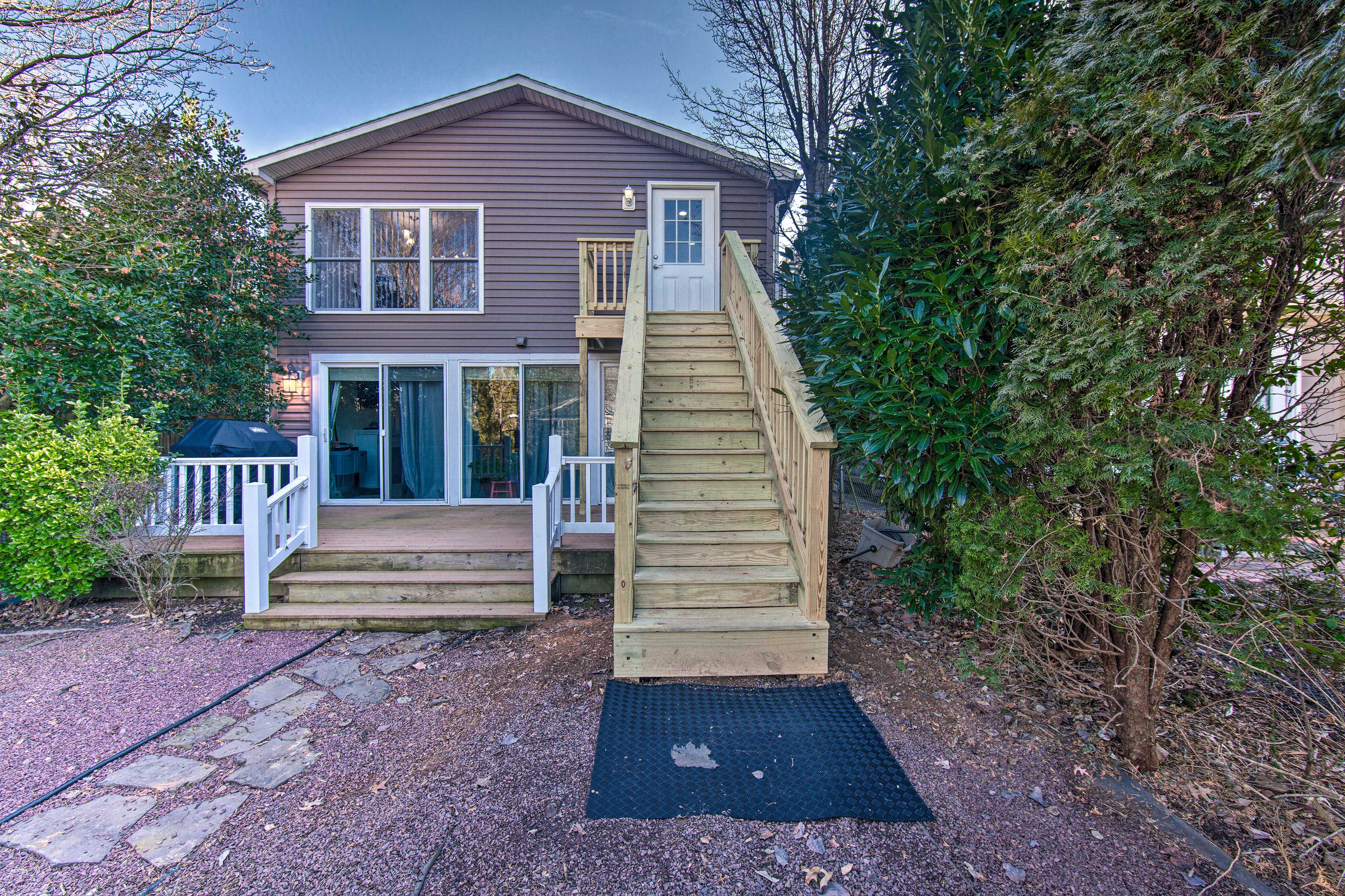 Unit Entry | Upstairs Unit