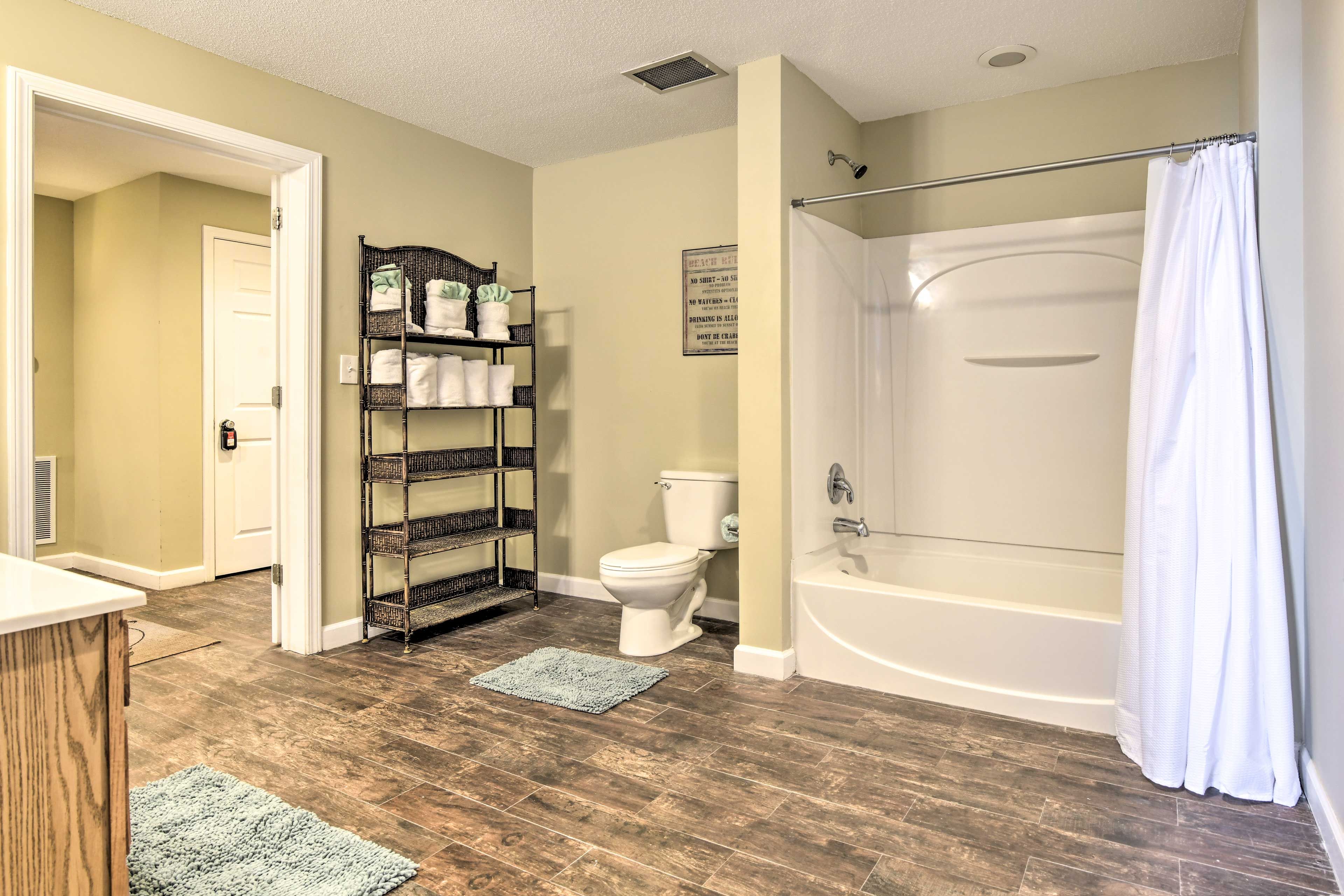 Full Bathroom