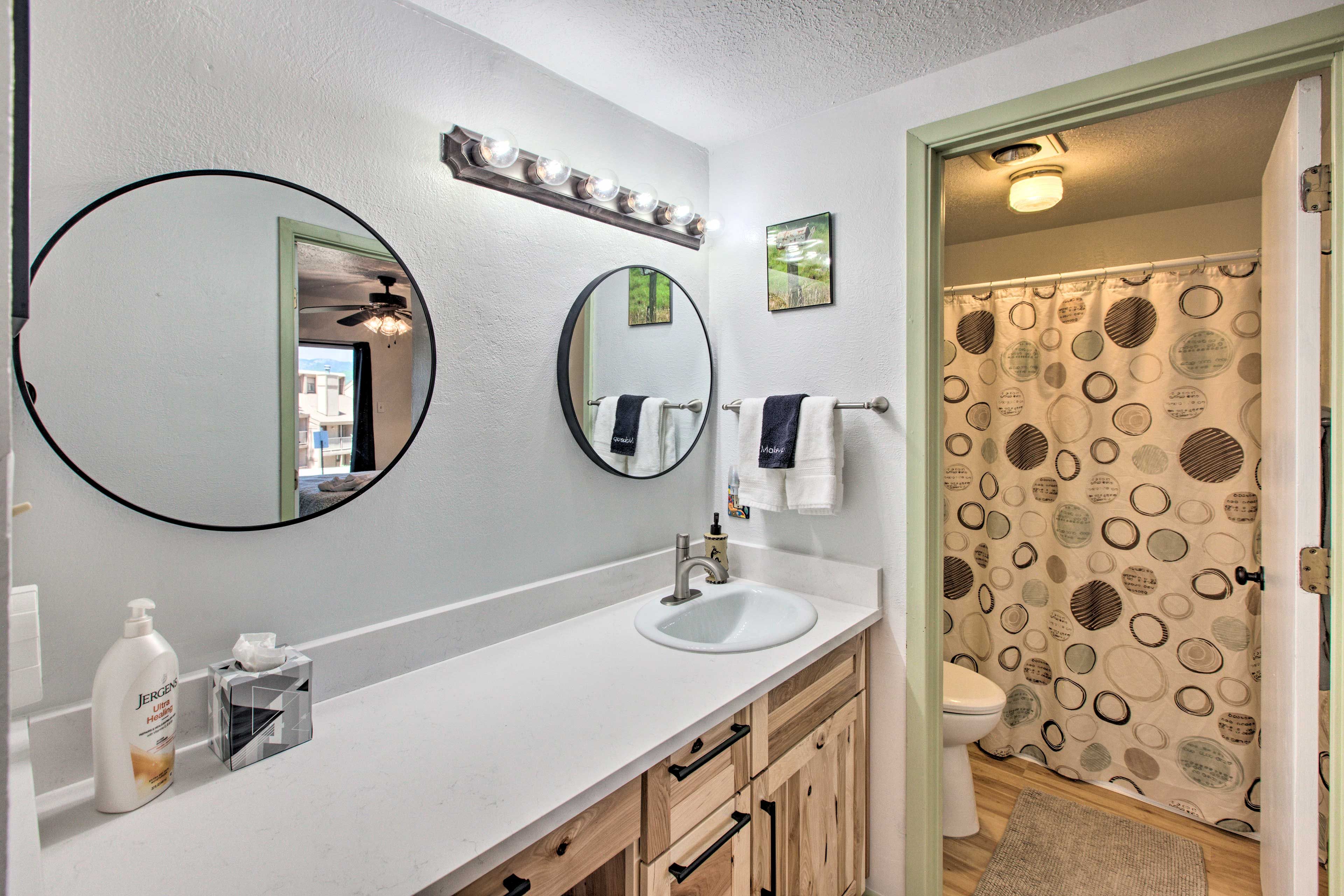En-Suite Bathroom