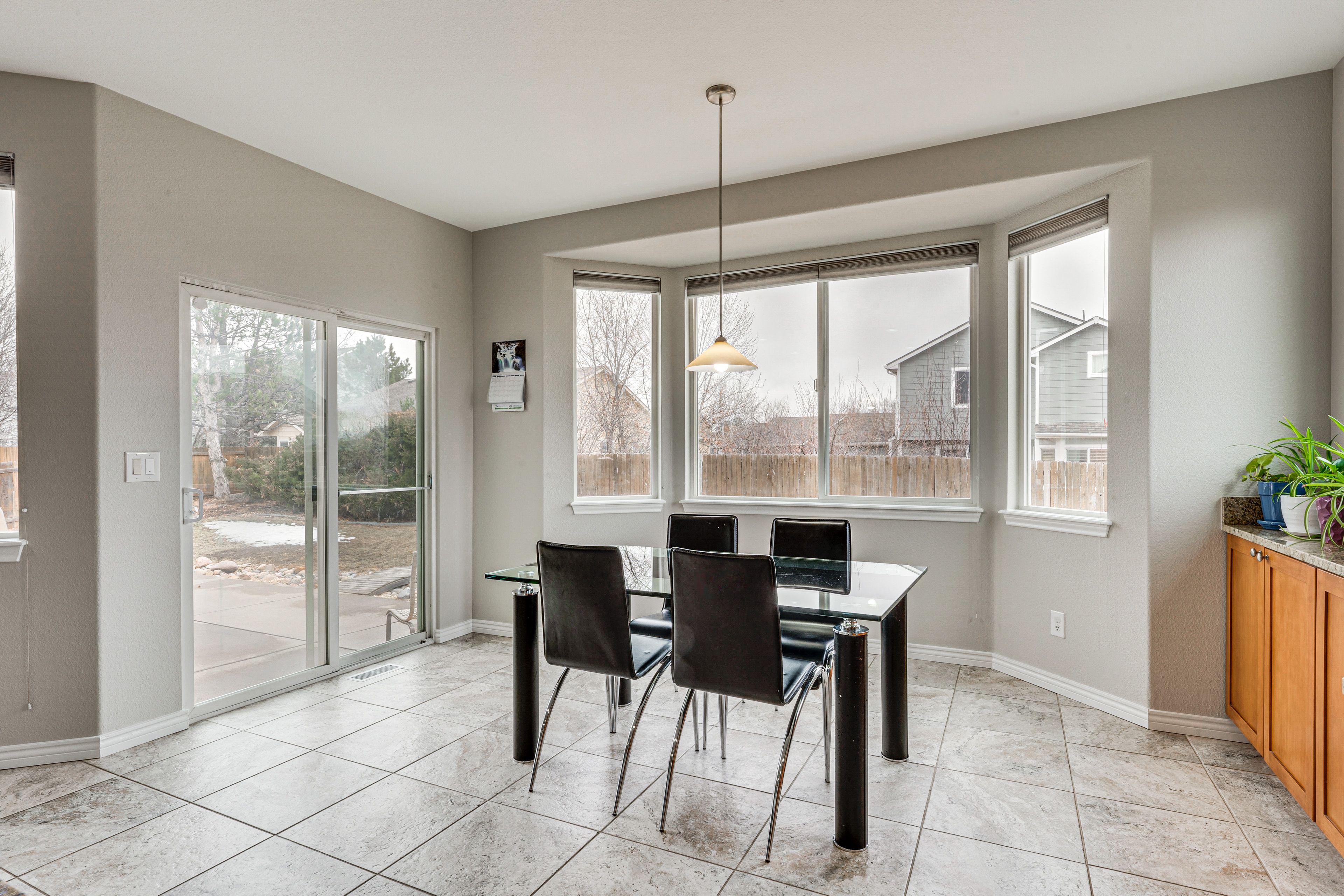 Dining Nook | 1st Floor | Breakfast Bar