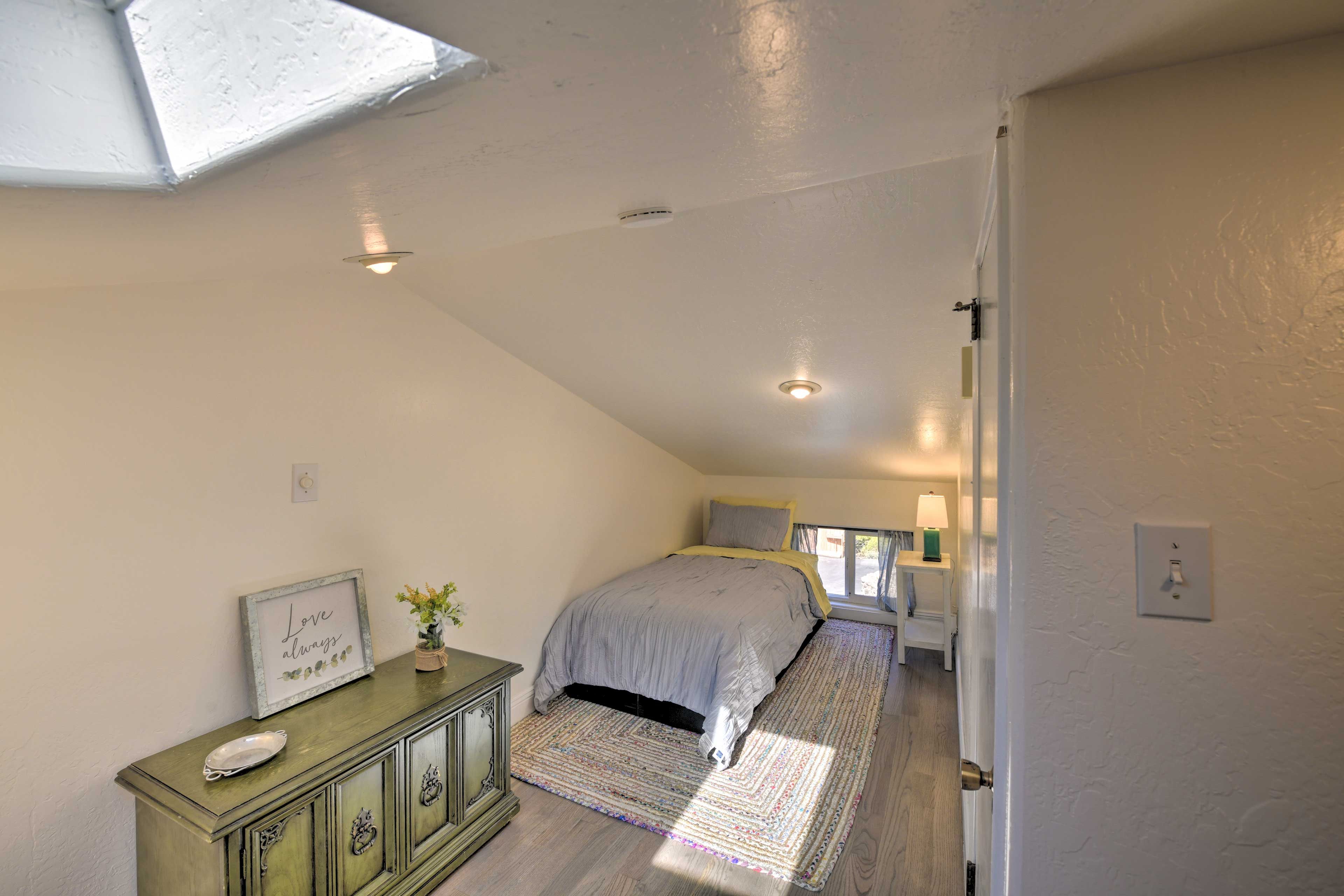Bedroom 3 | 2 Twin Beds