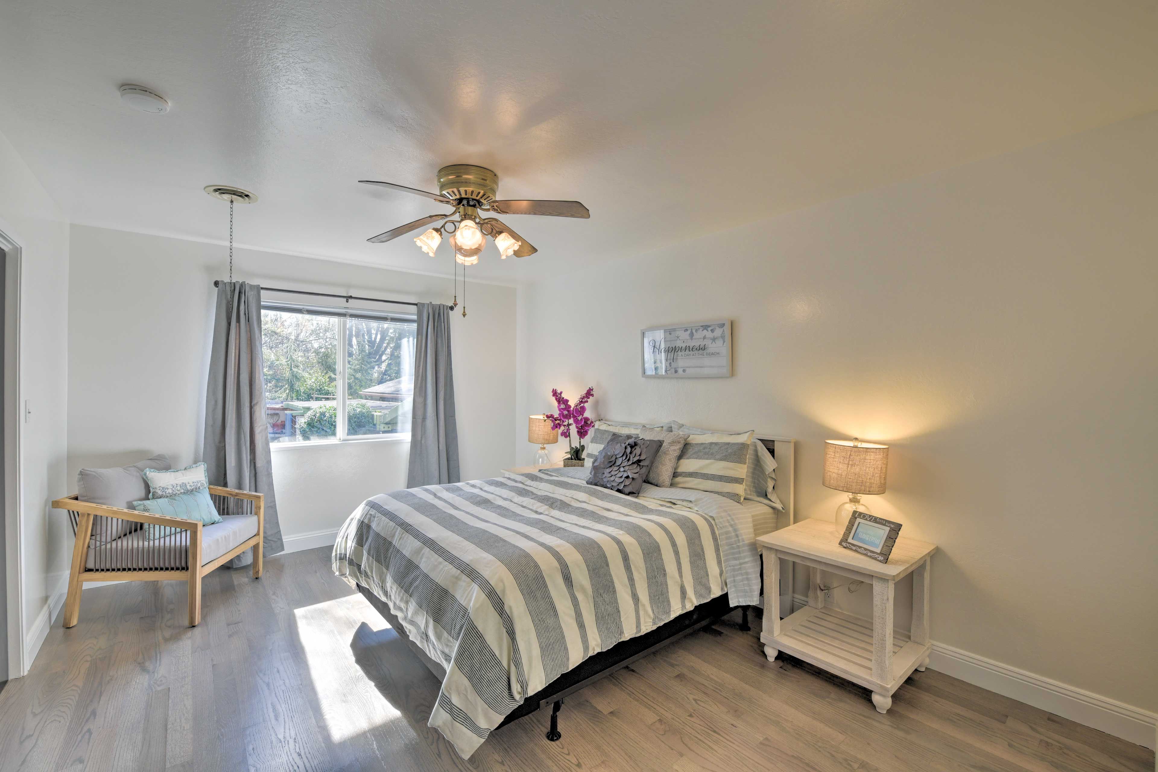 Bedroom 2 | Queen Bed