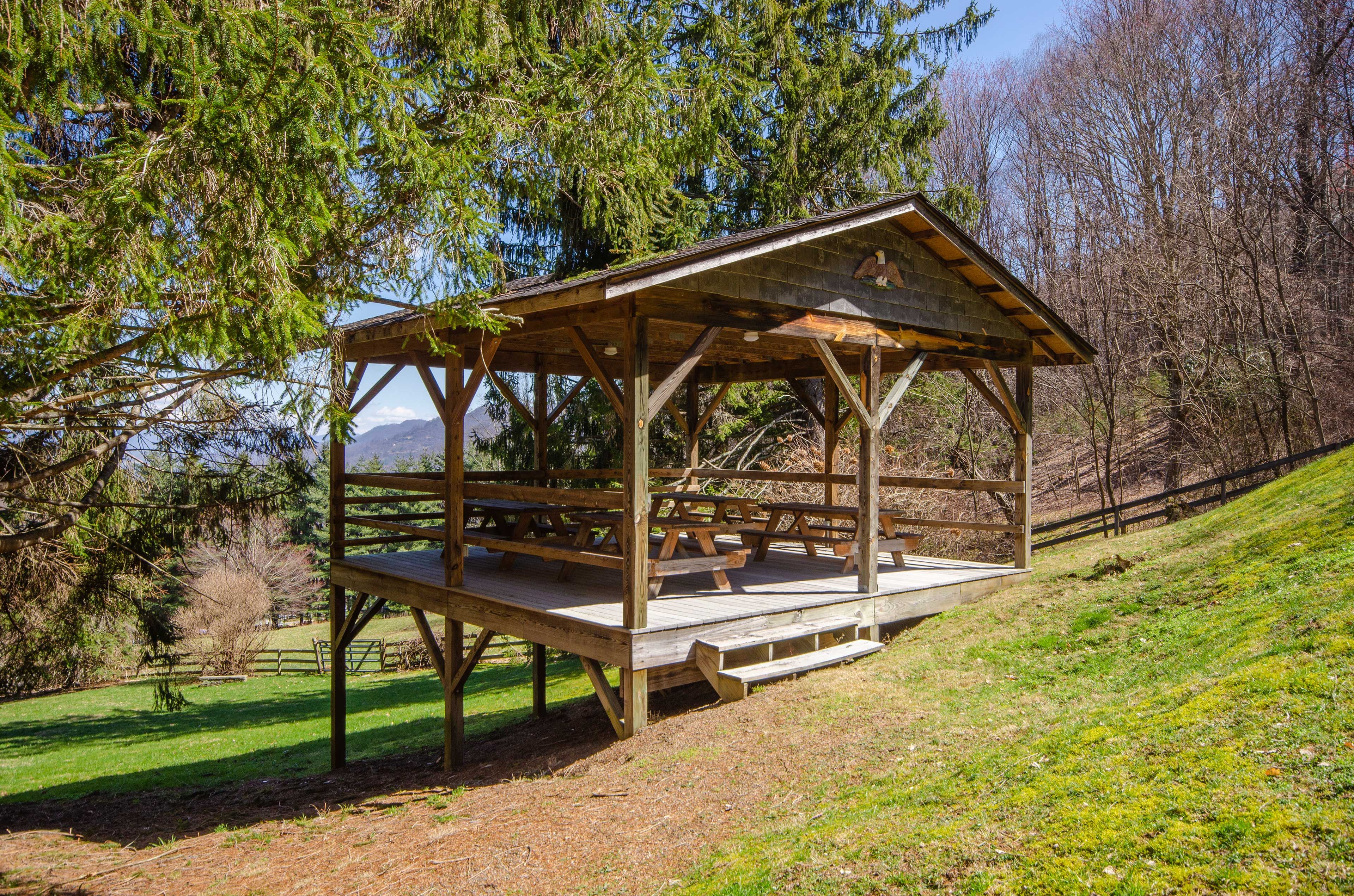 The private pavilion on the grounds gives you a great lunch spot!