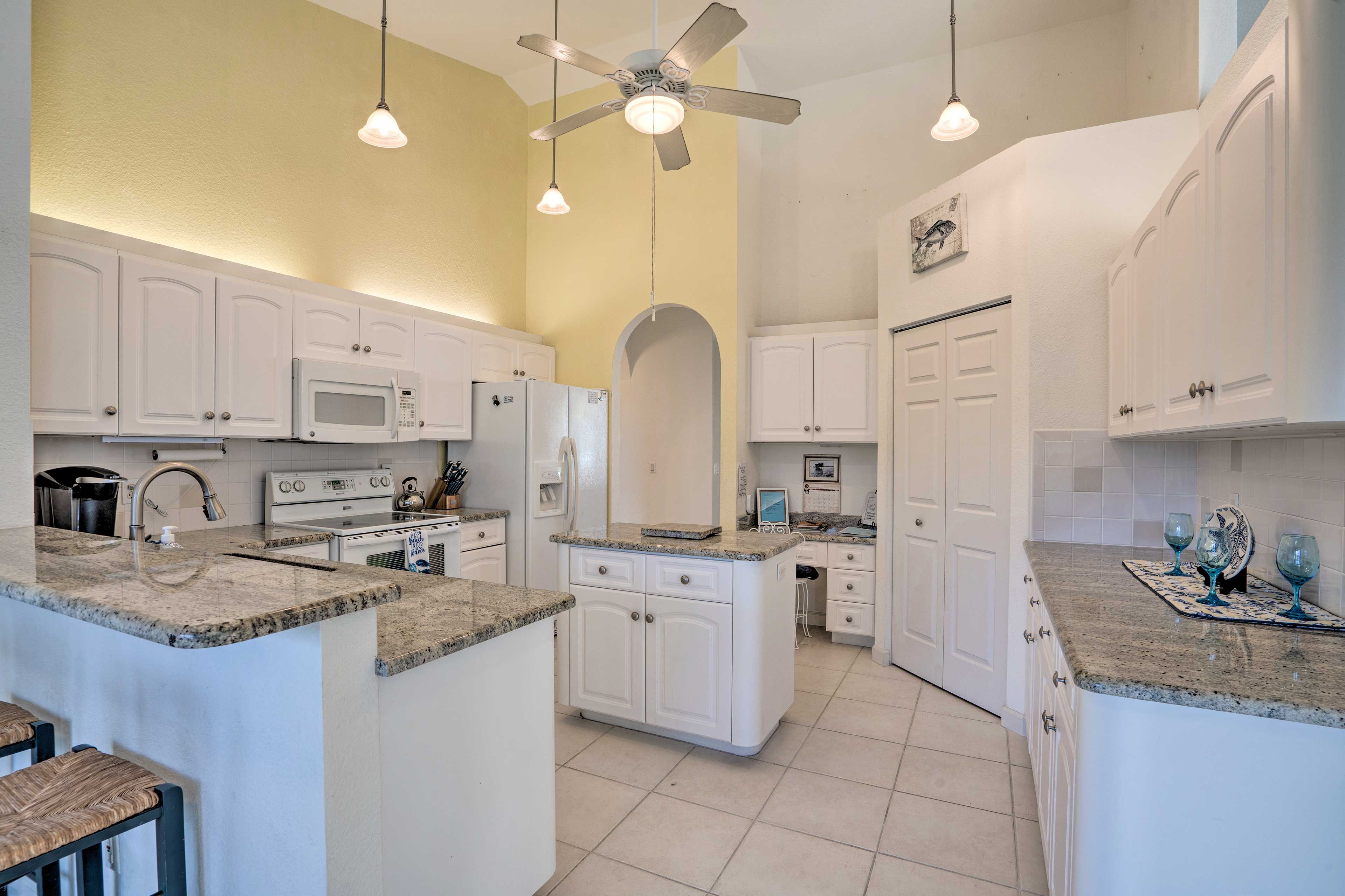 Fully Equipped Kitchen: Drip Coffee Maker