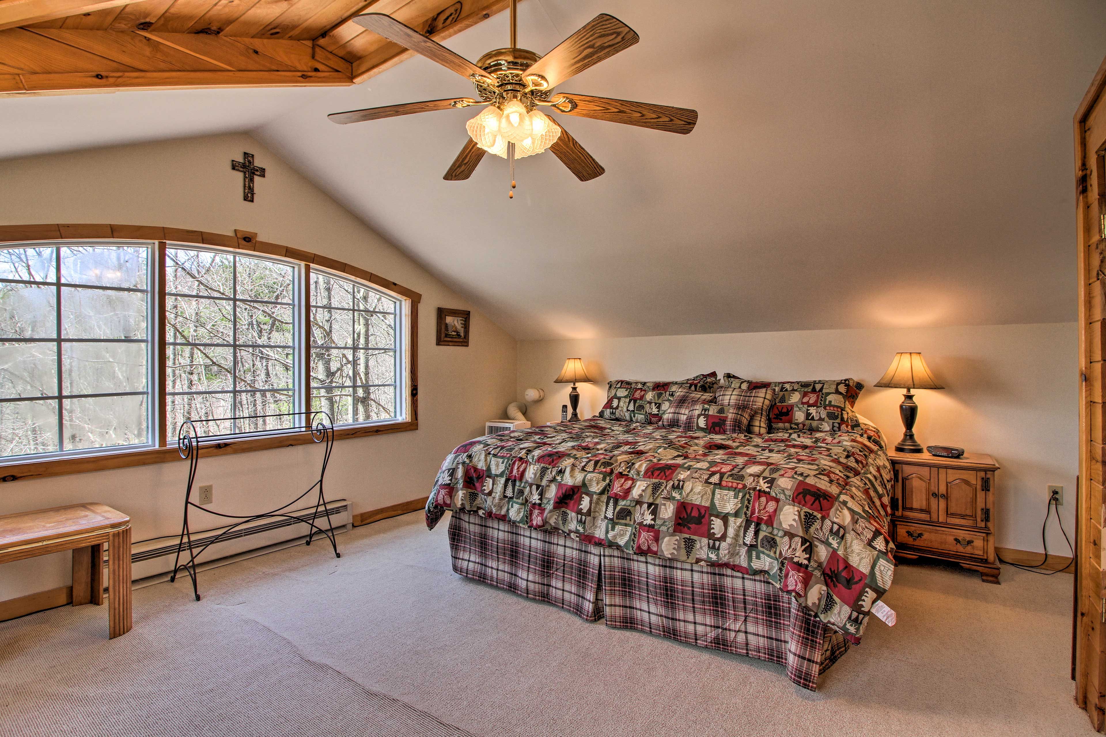 Bedroom 1 | King Bed | 2nd Level