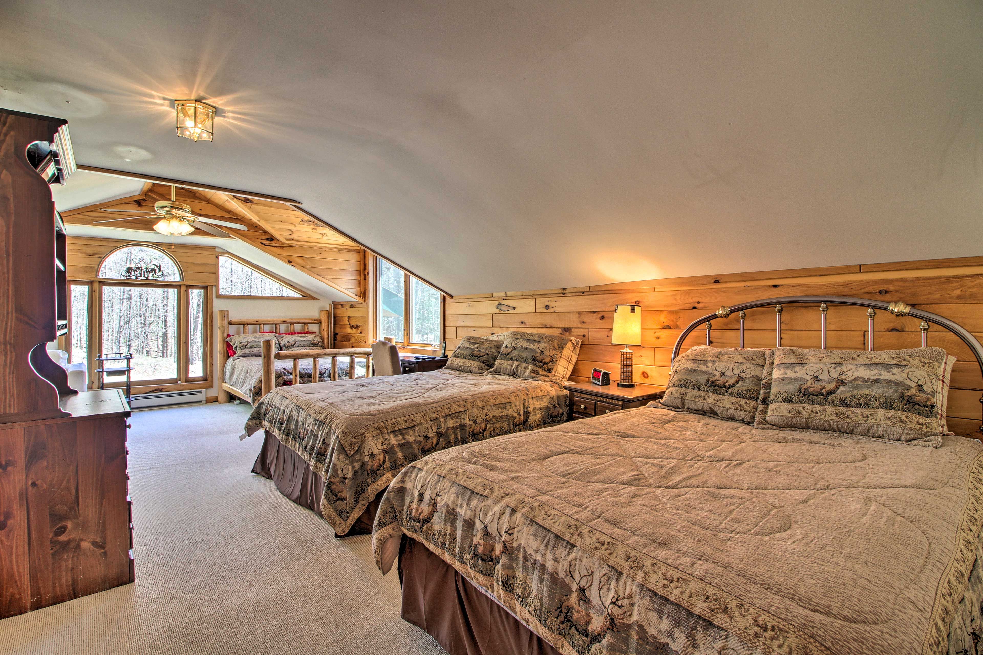 Bedroom 2 | 2 Queen Beds | Full Bed