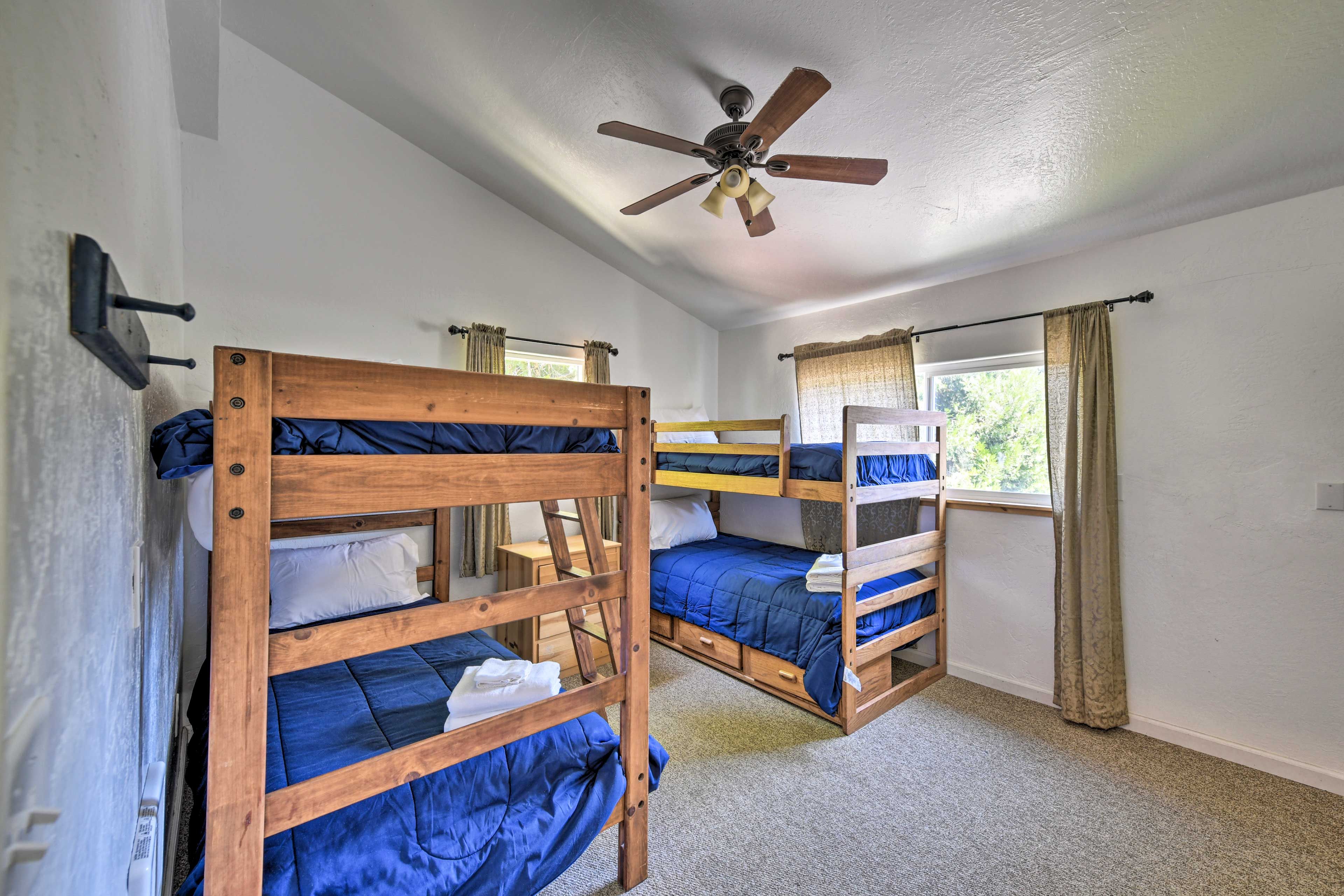 Bedroom 5 | 2 Twin Bunk Beds