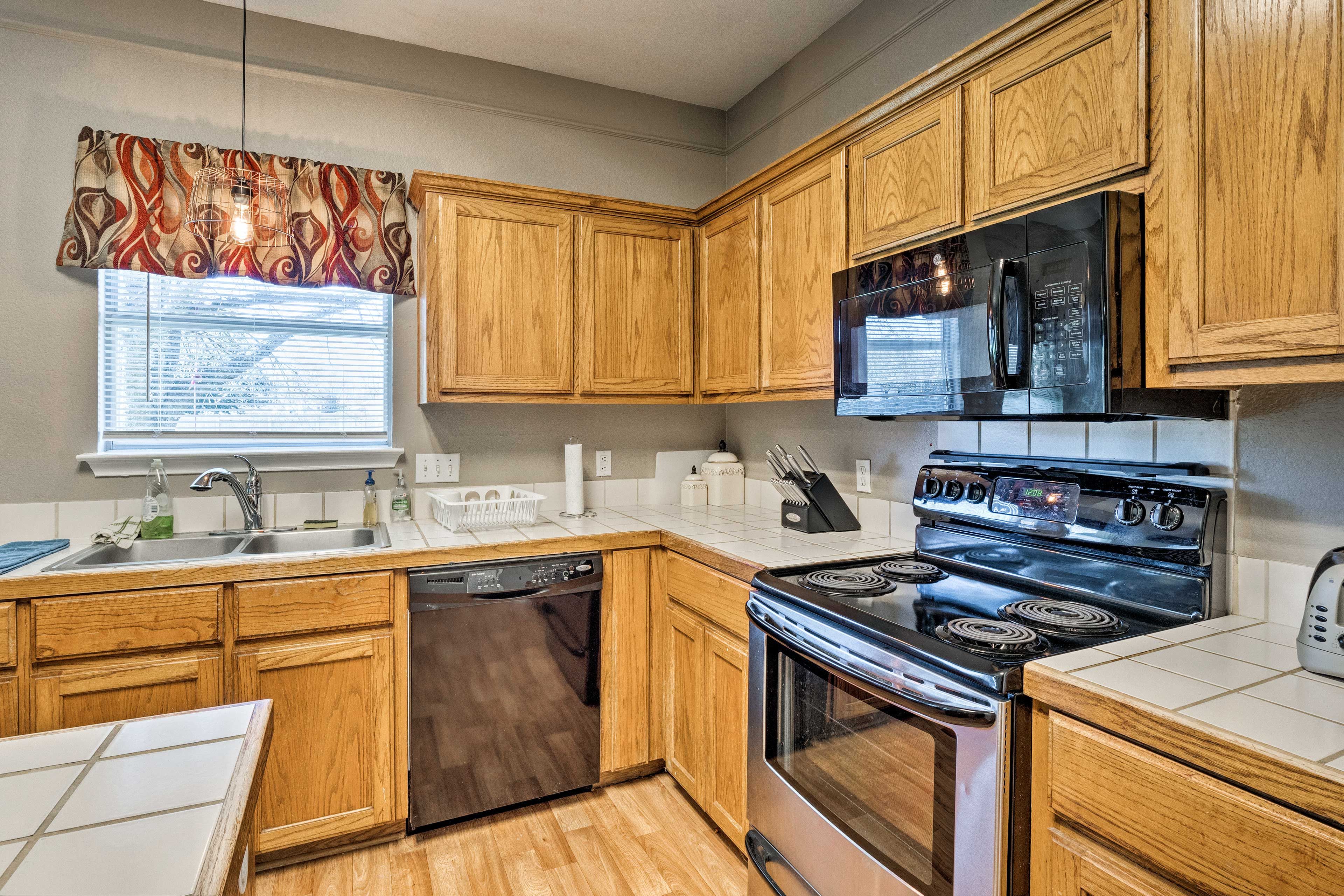 A dishwasher makes for a convenient touch.