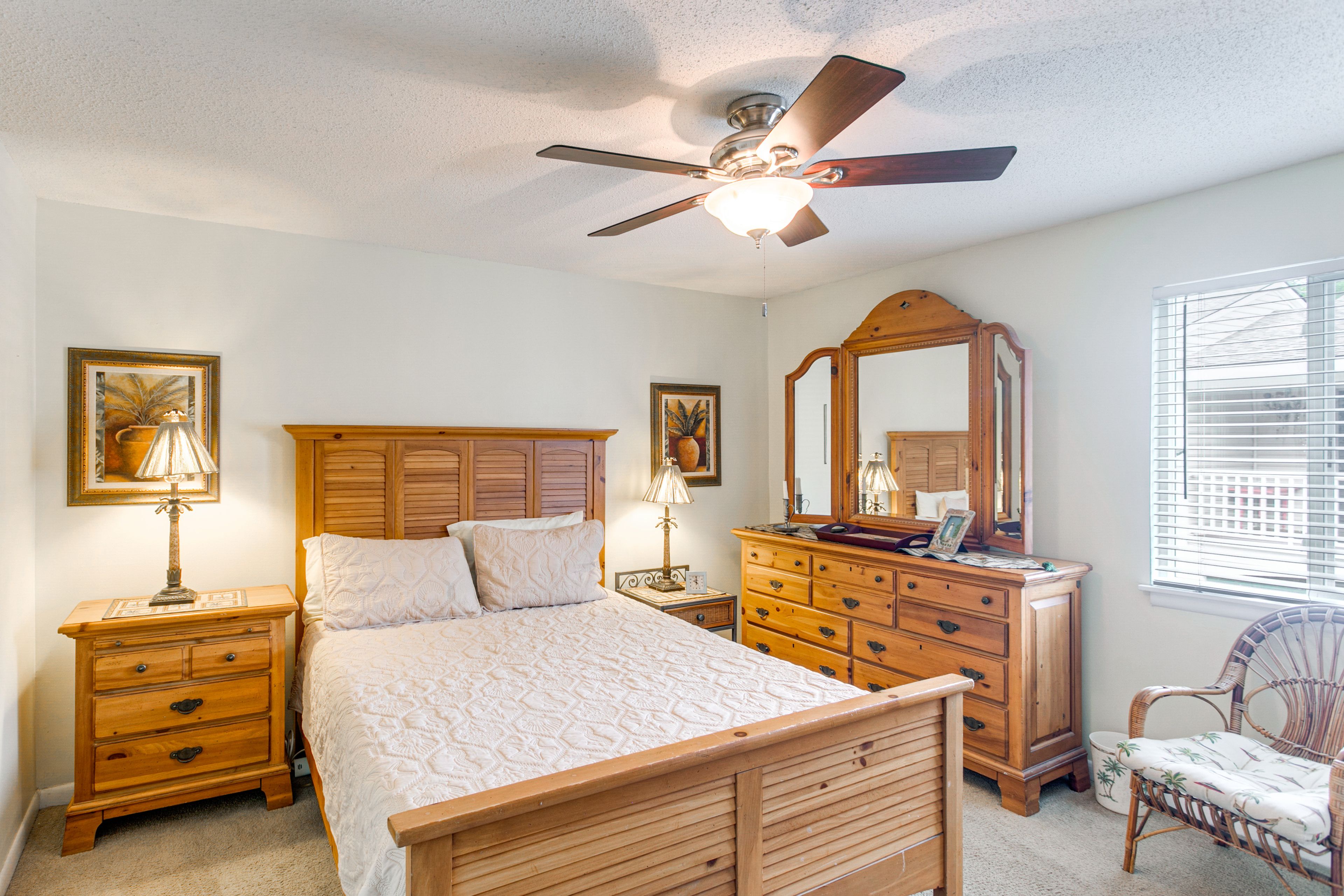 Bedroom 1 | Queen Bed | Linens Provided