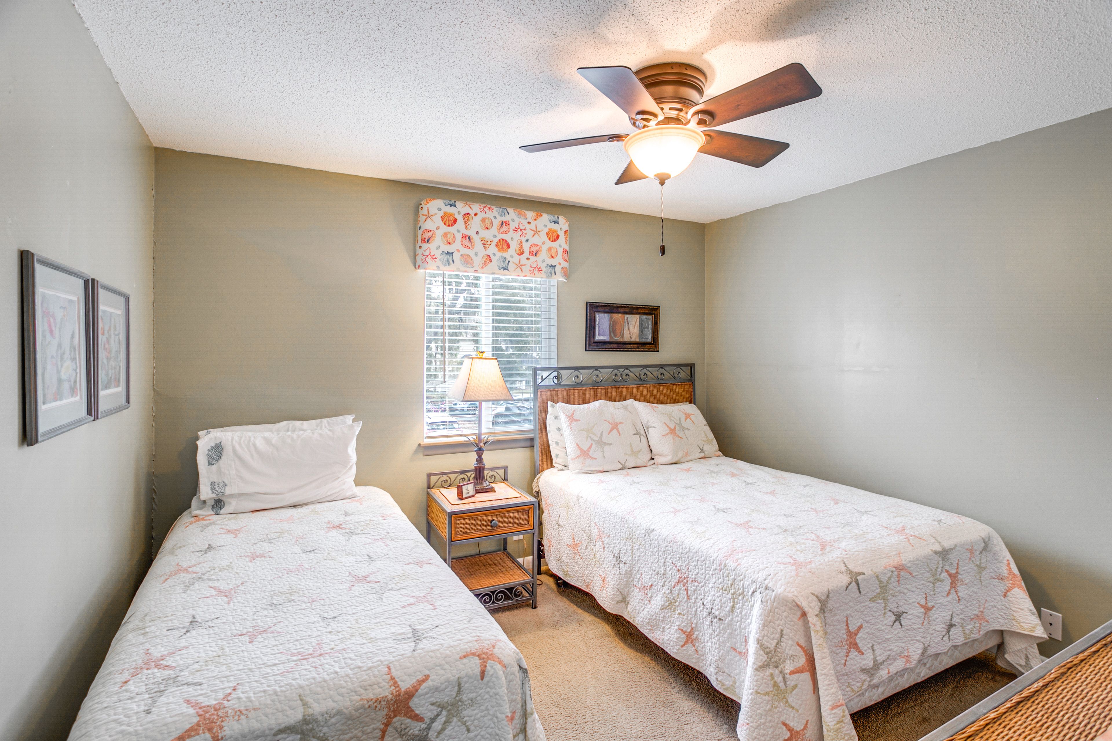 Bedroom 2 | Full Bed | Twin Bed