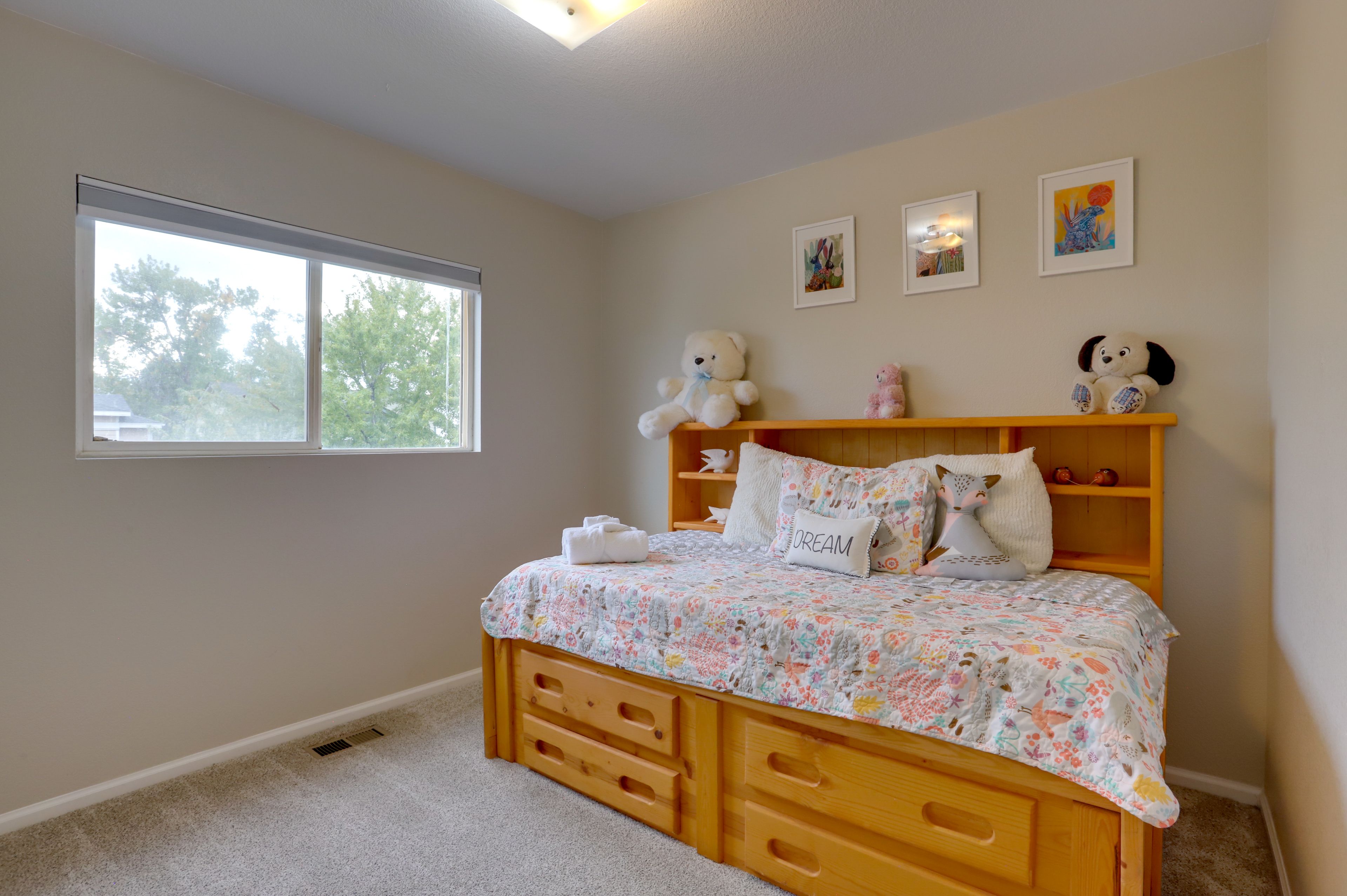 Bedroom 3 | Twin Bed