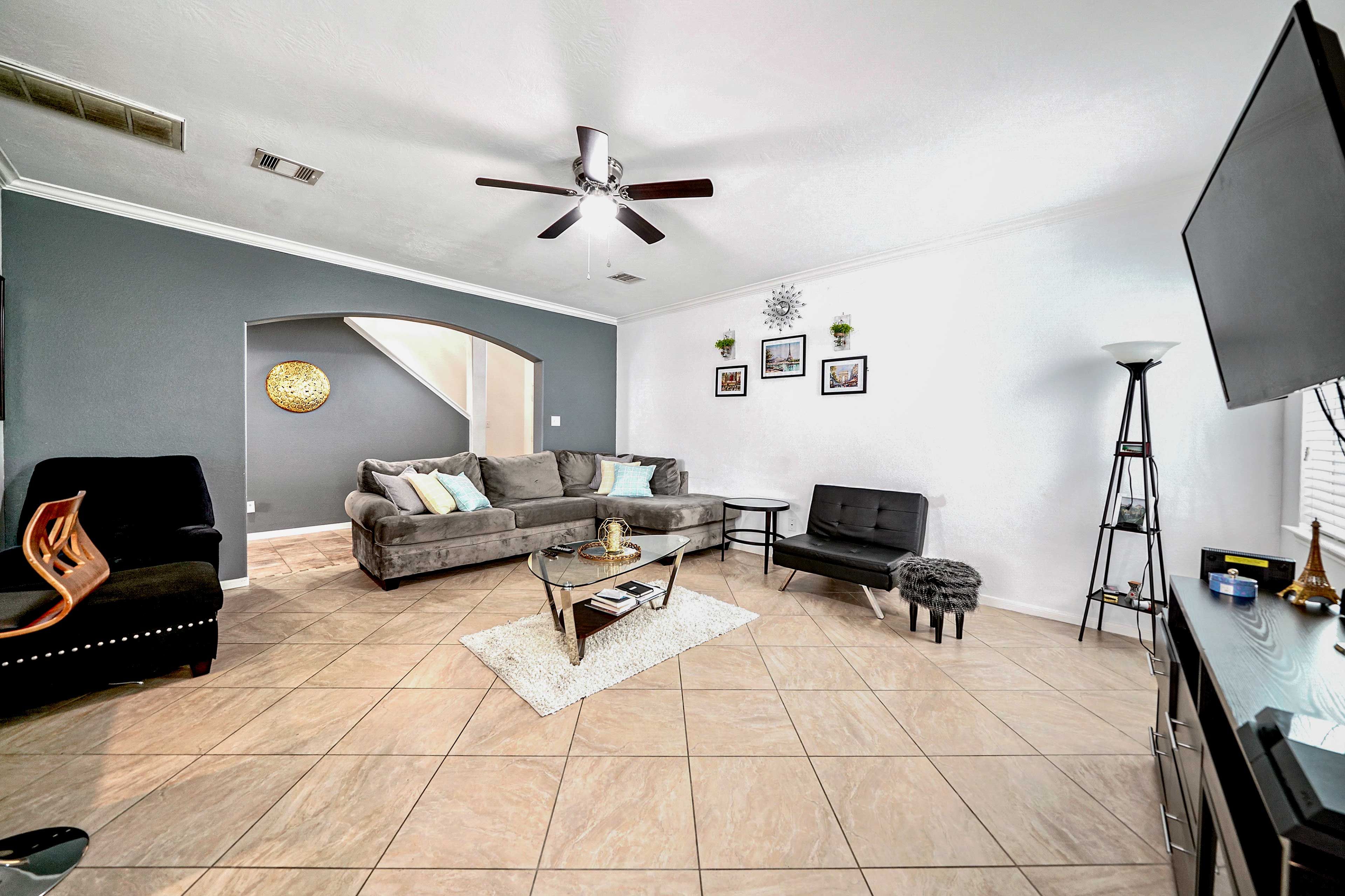 The living room and kitchen perfectly coincide.