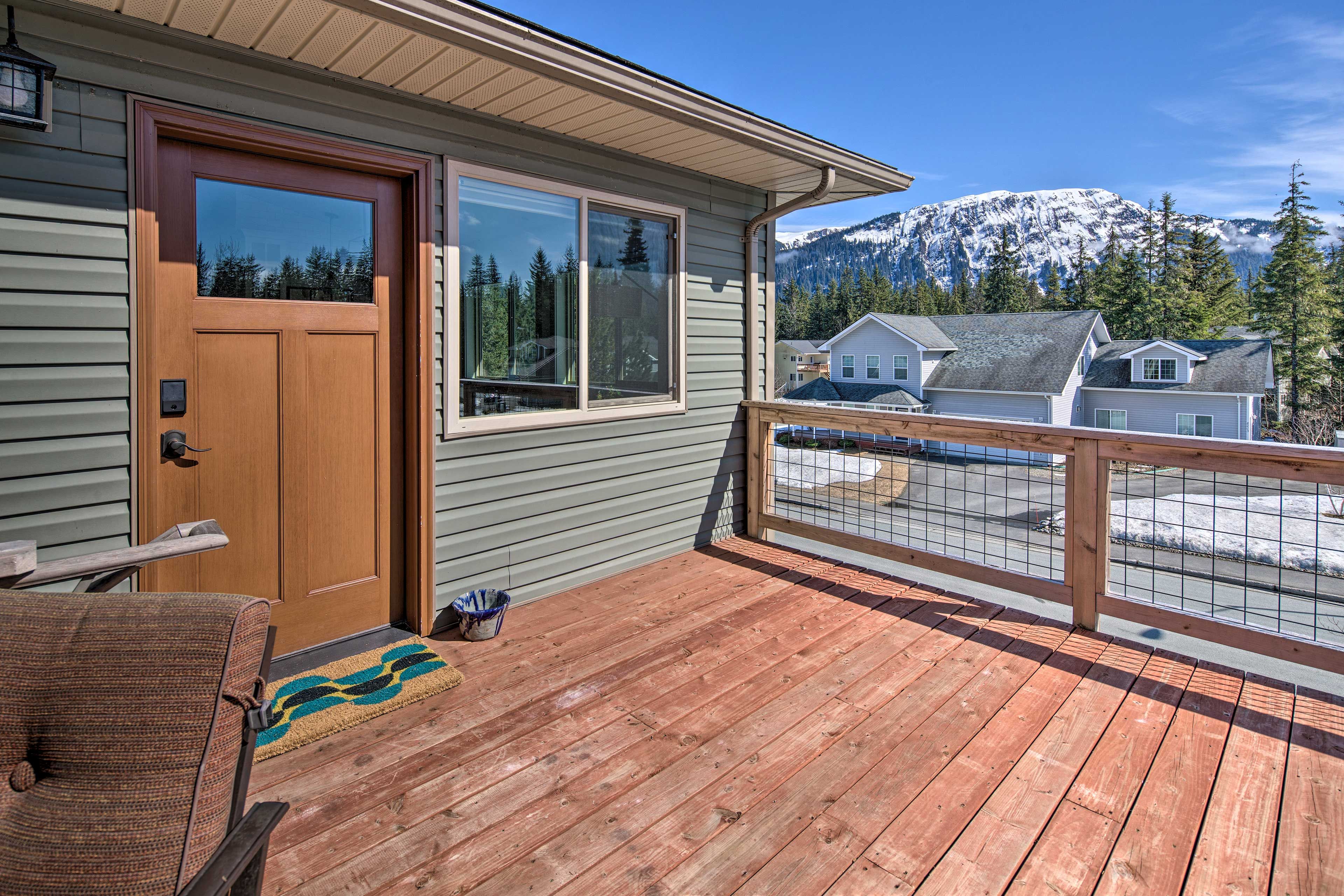 This home is accessible via keyless entry.