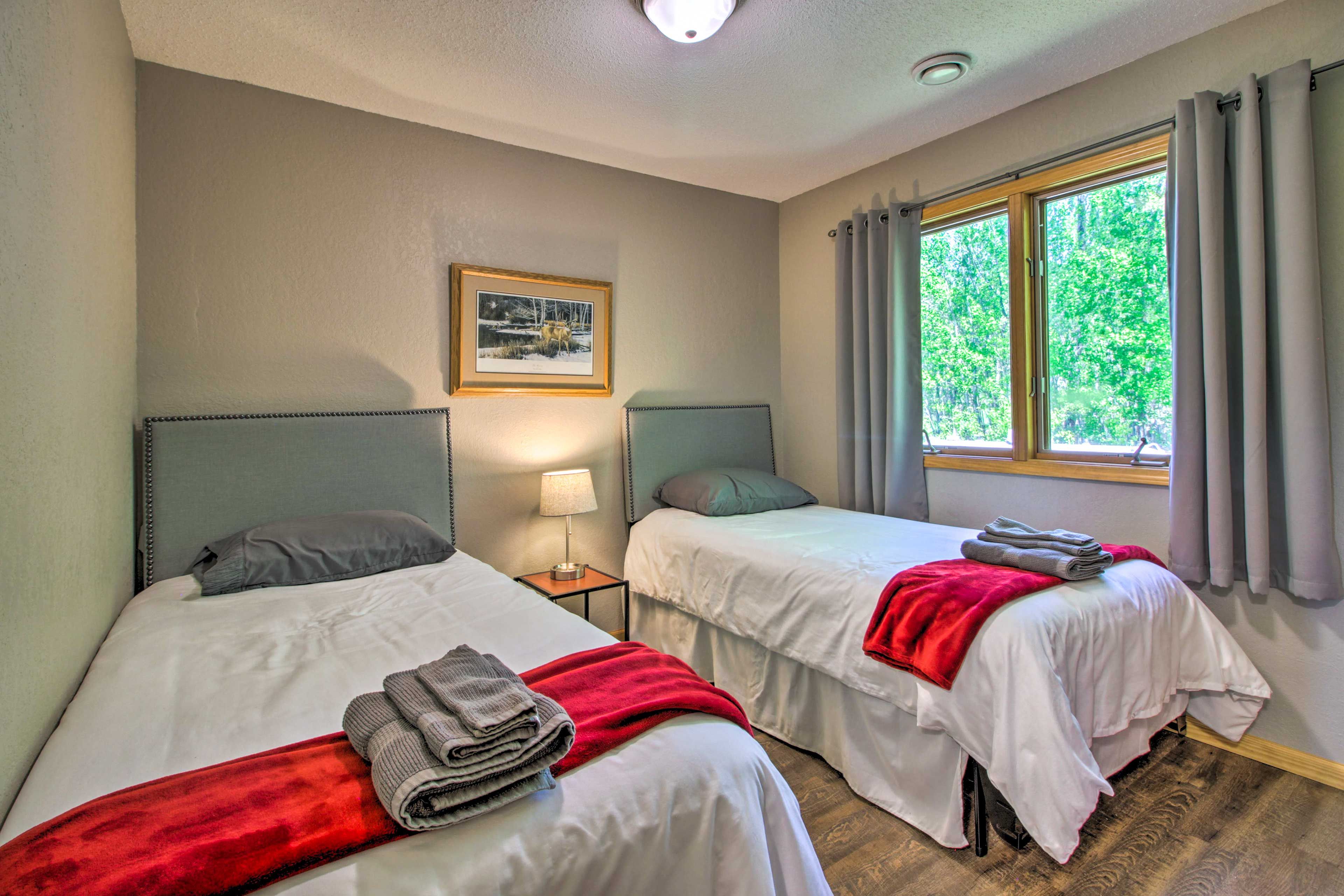 Bedroom 3 | 2 Twin Beds