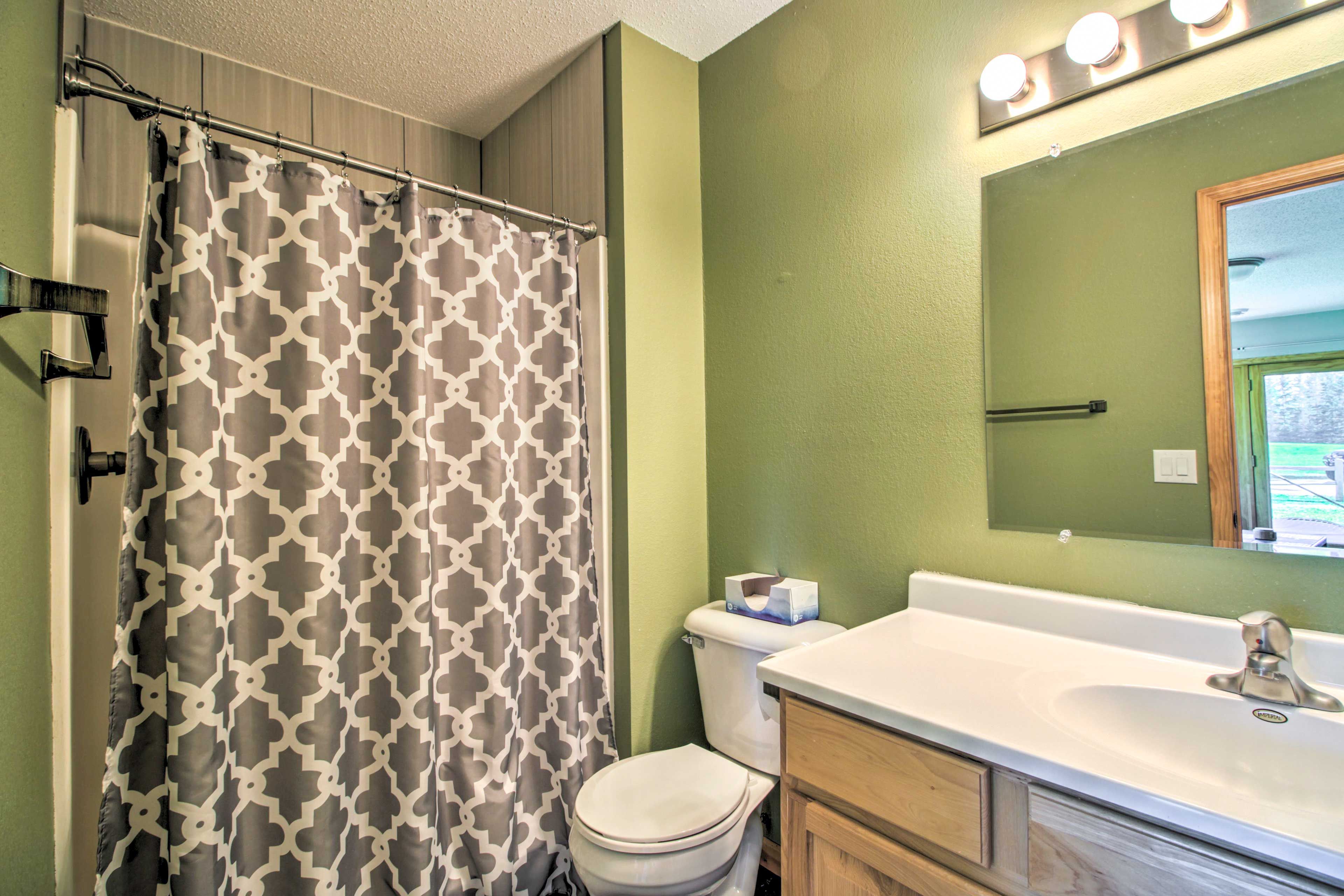 Full Bathroom