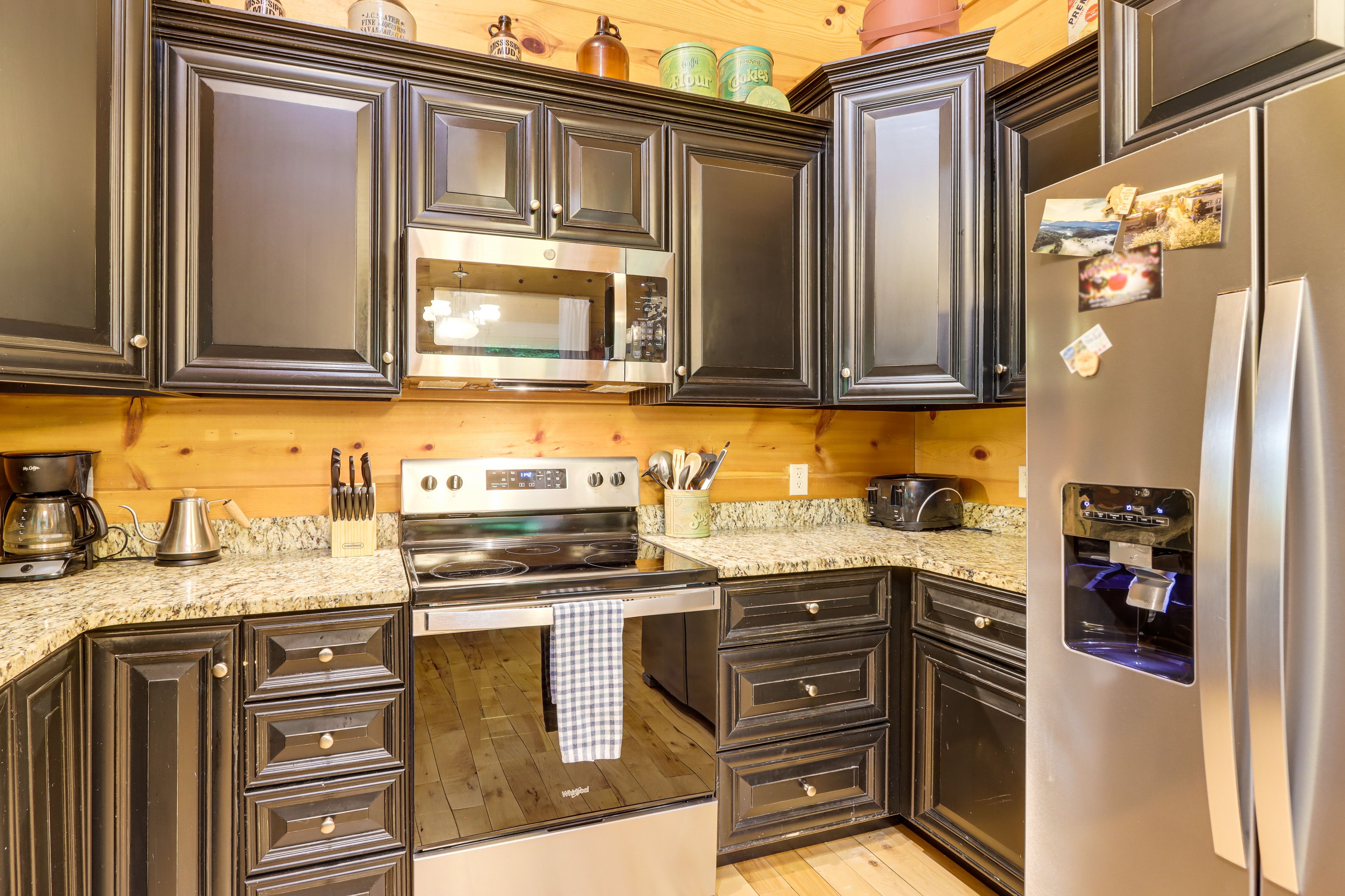 Gourmet Kitchen