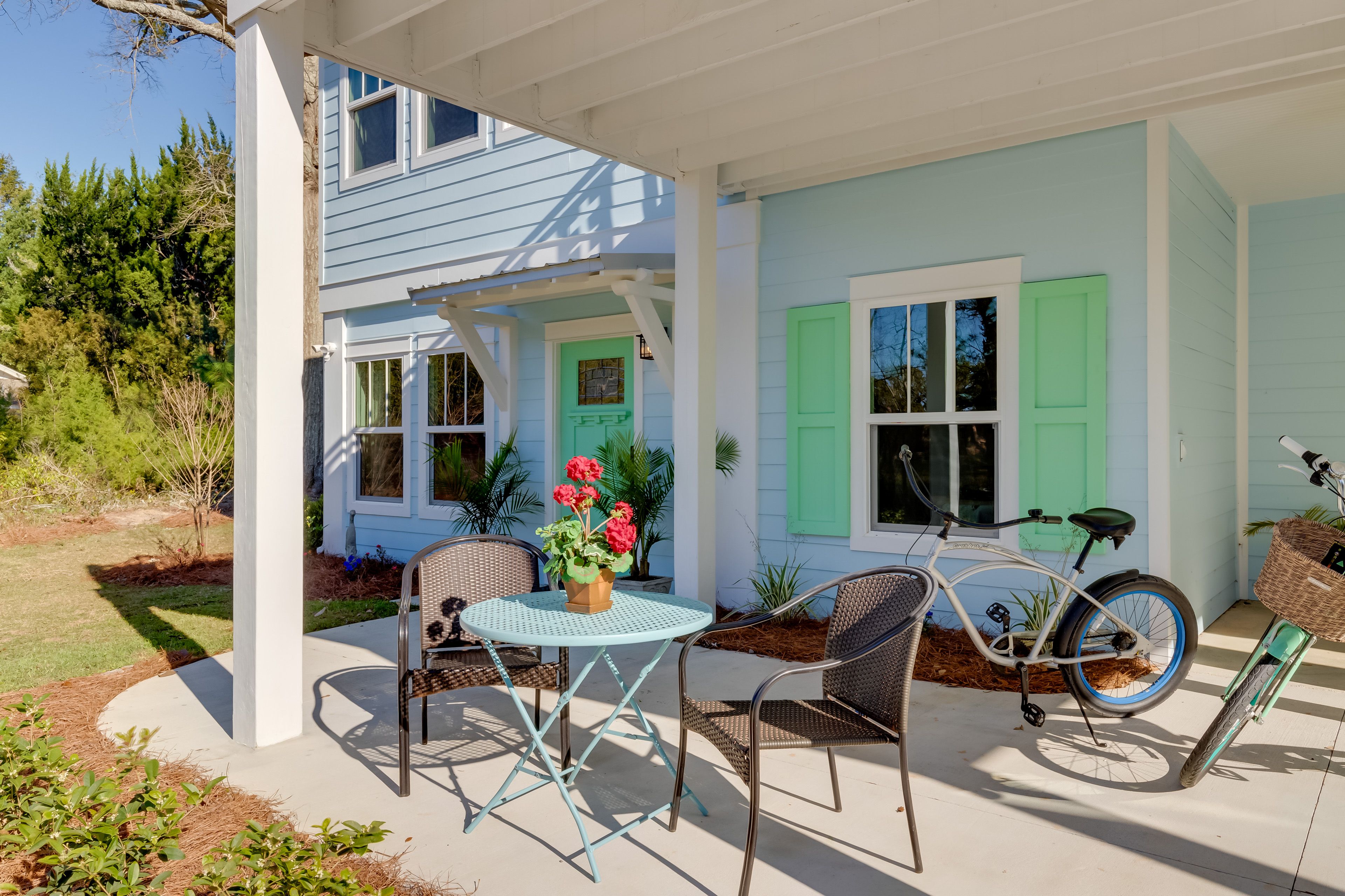 Patio | Bikes Provided