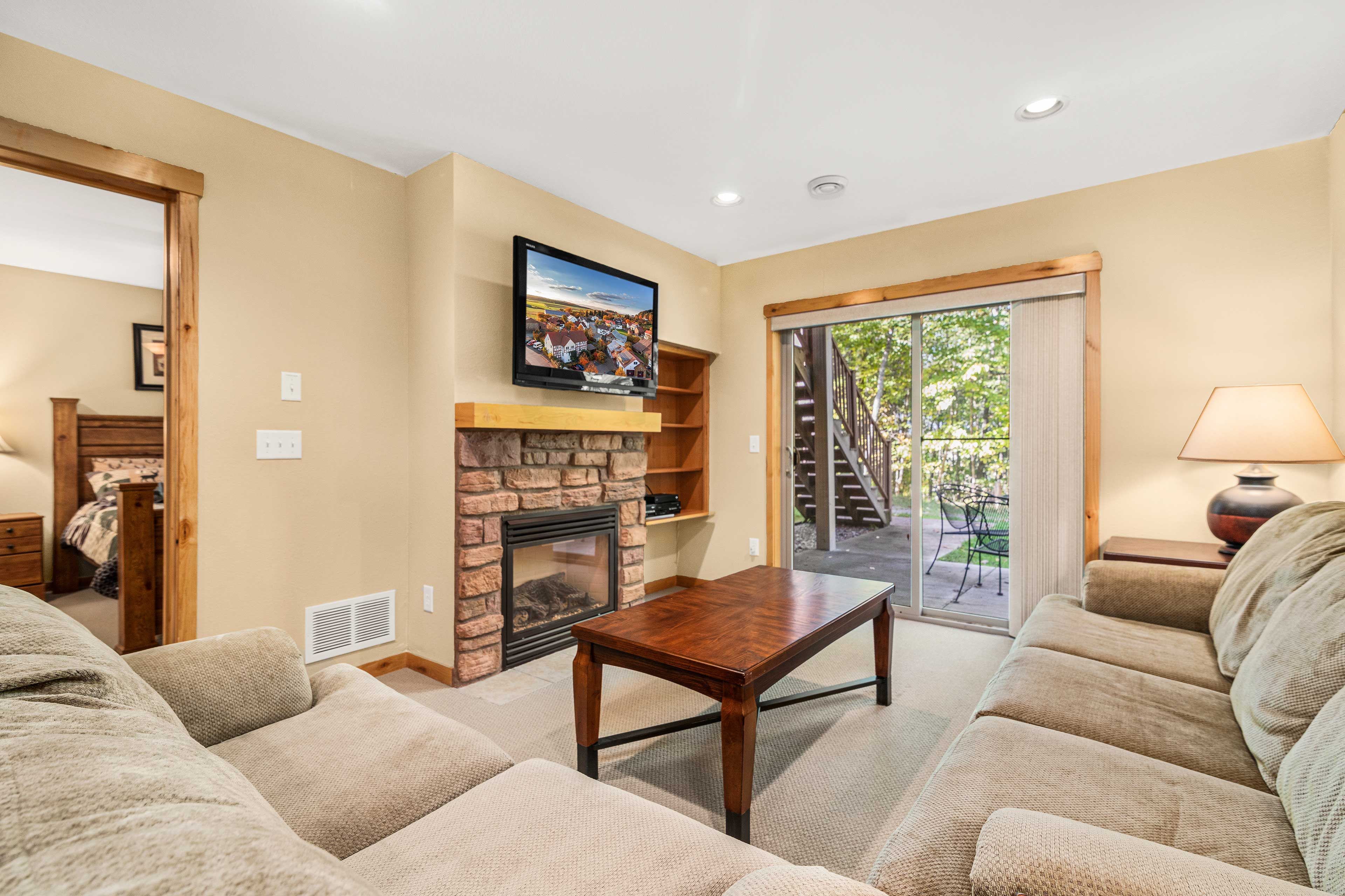 2nd Living Area