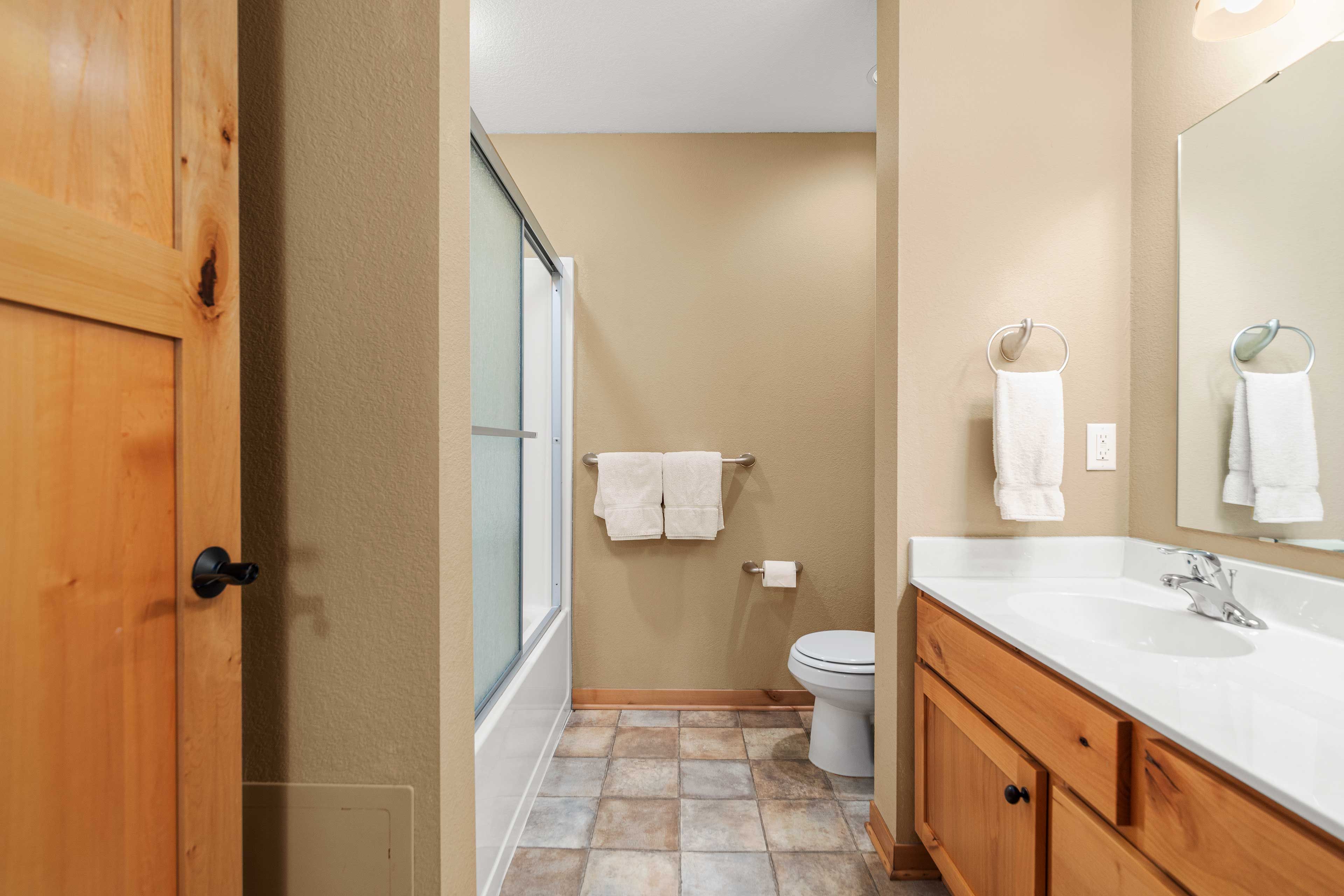 Full Bathroom