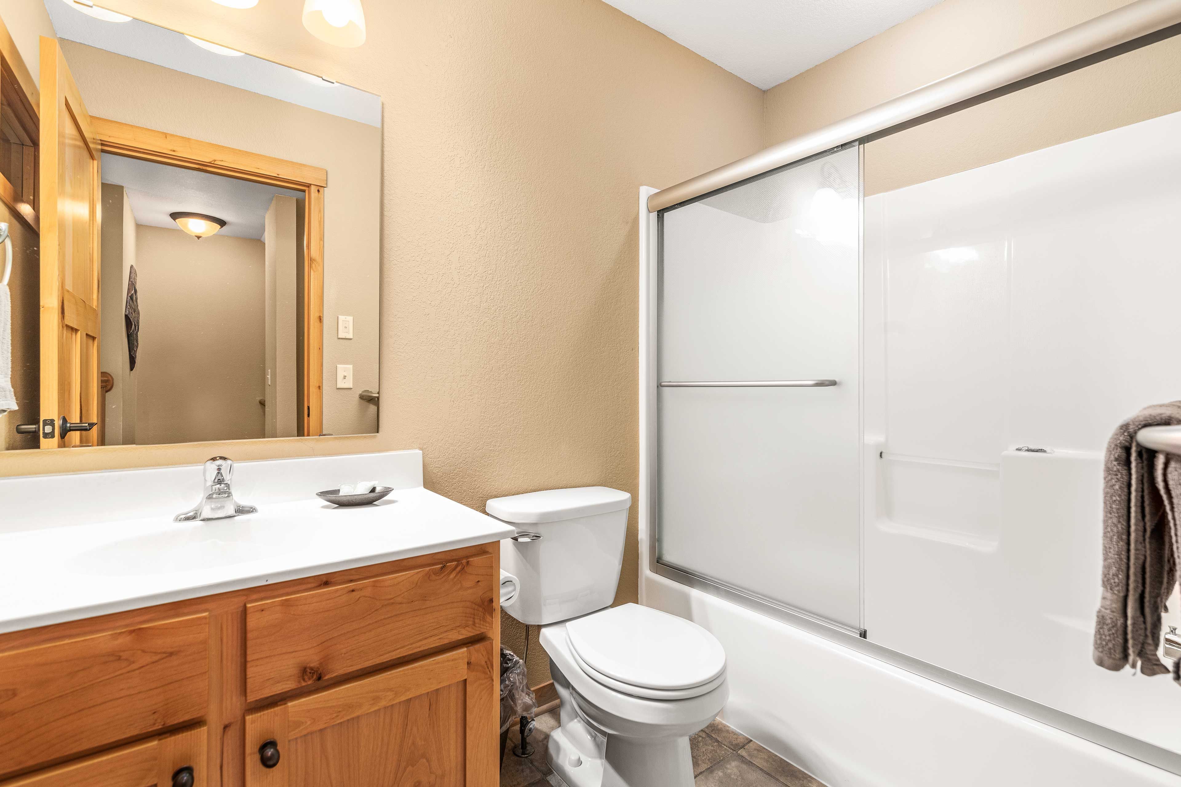 Full Bathroom