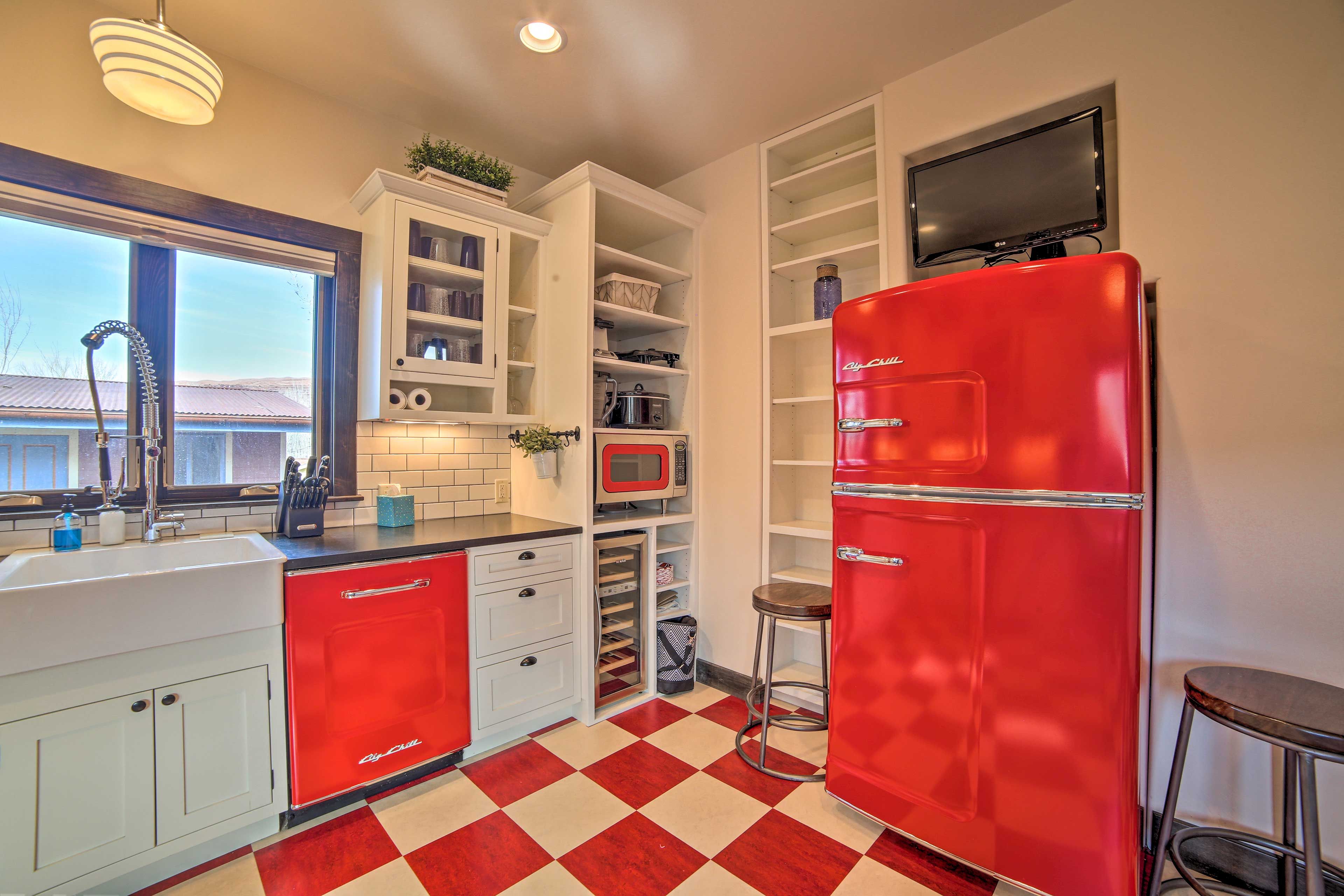 Kitchen | Retro Appliances