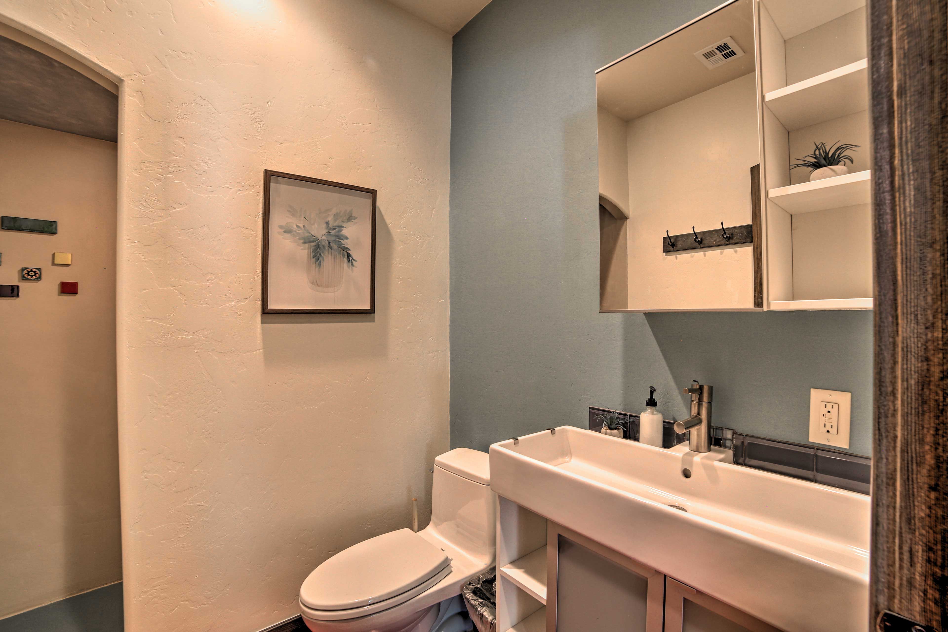 Full Bathroom