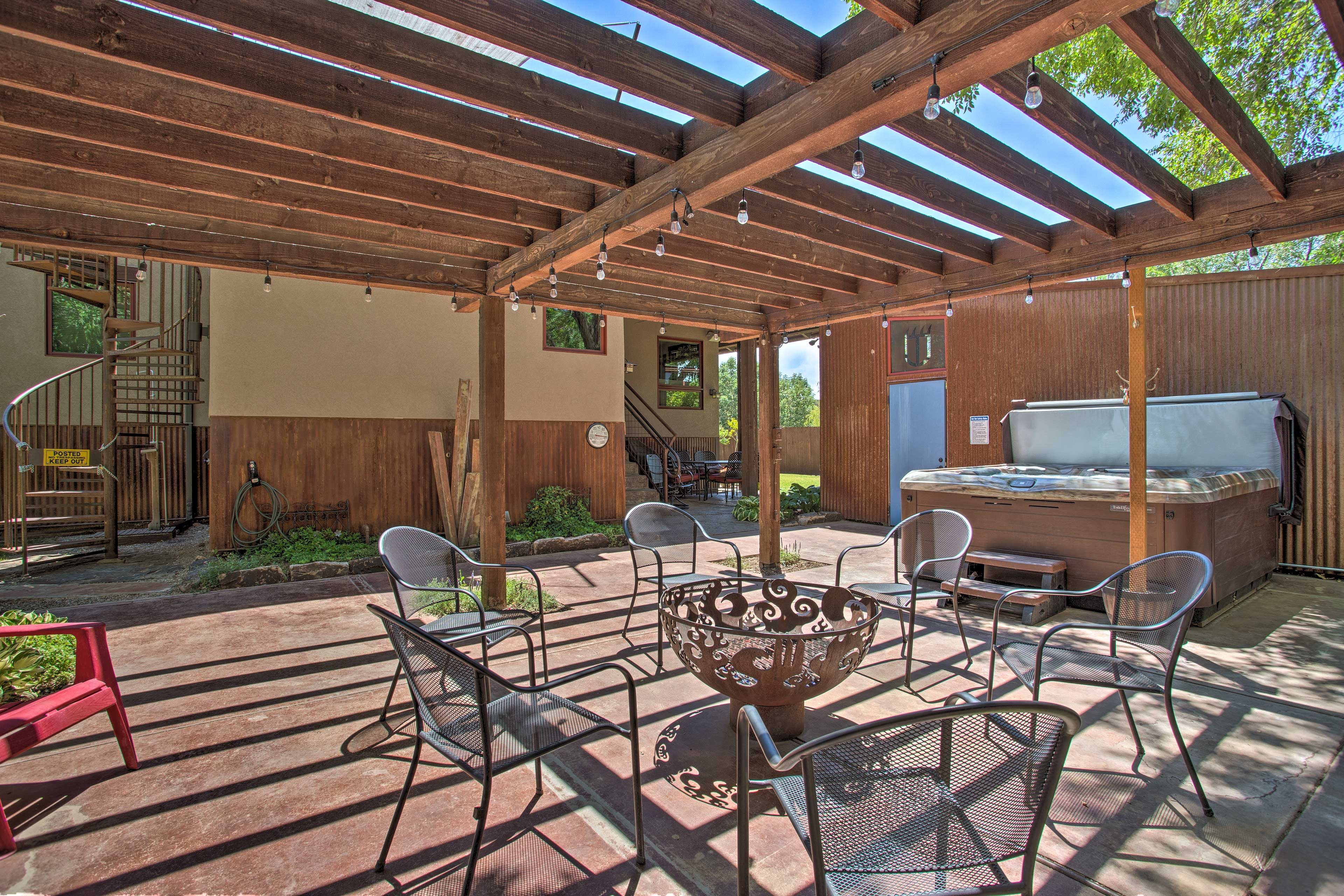 Exterior | Patio
