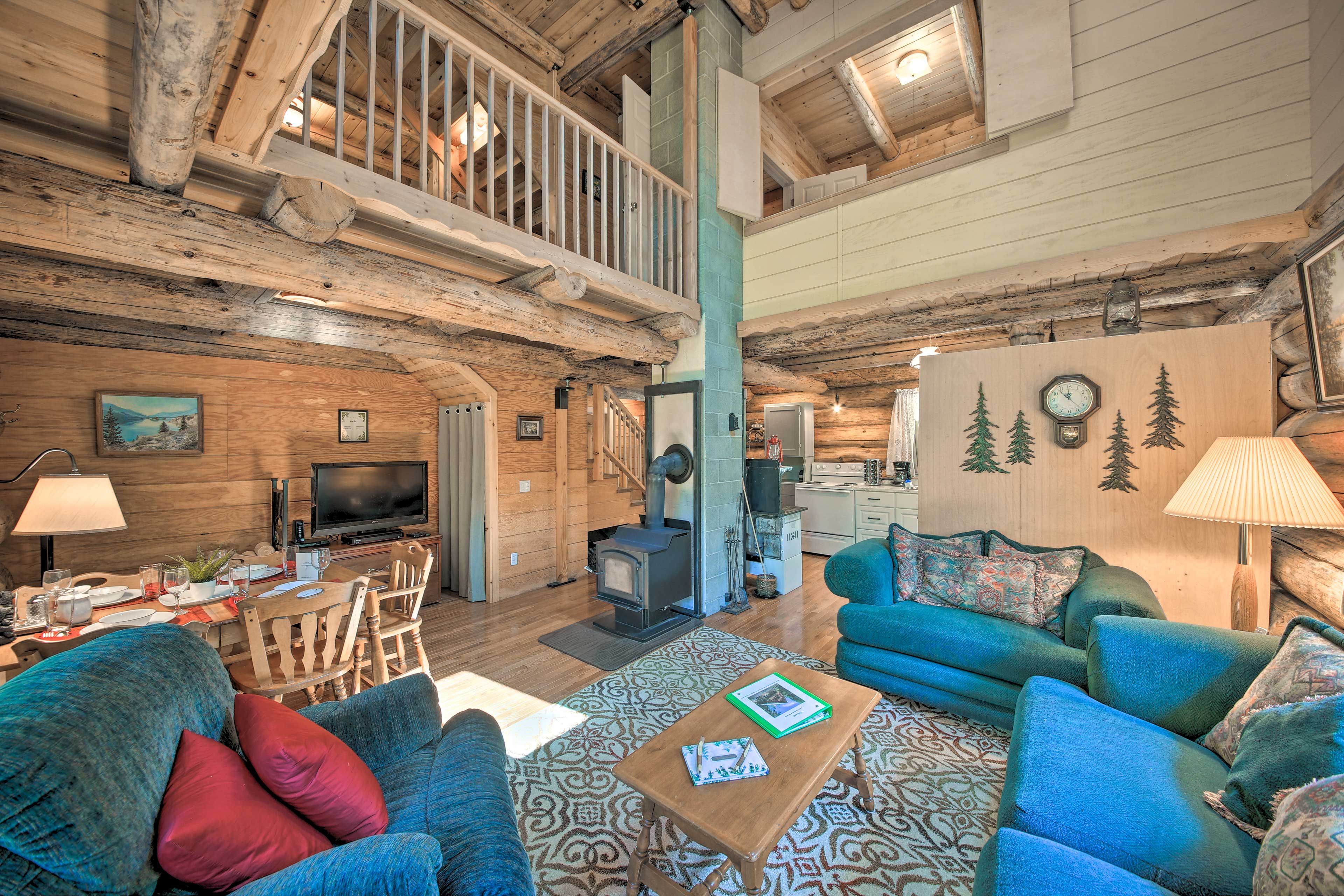 Bonners Ferry Vacation Rental | 4BR | 1BA | 2,160 Sq Ft | 1 Step for Access
